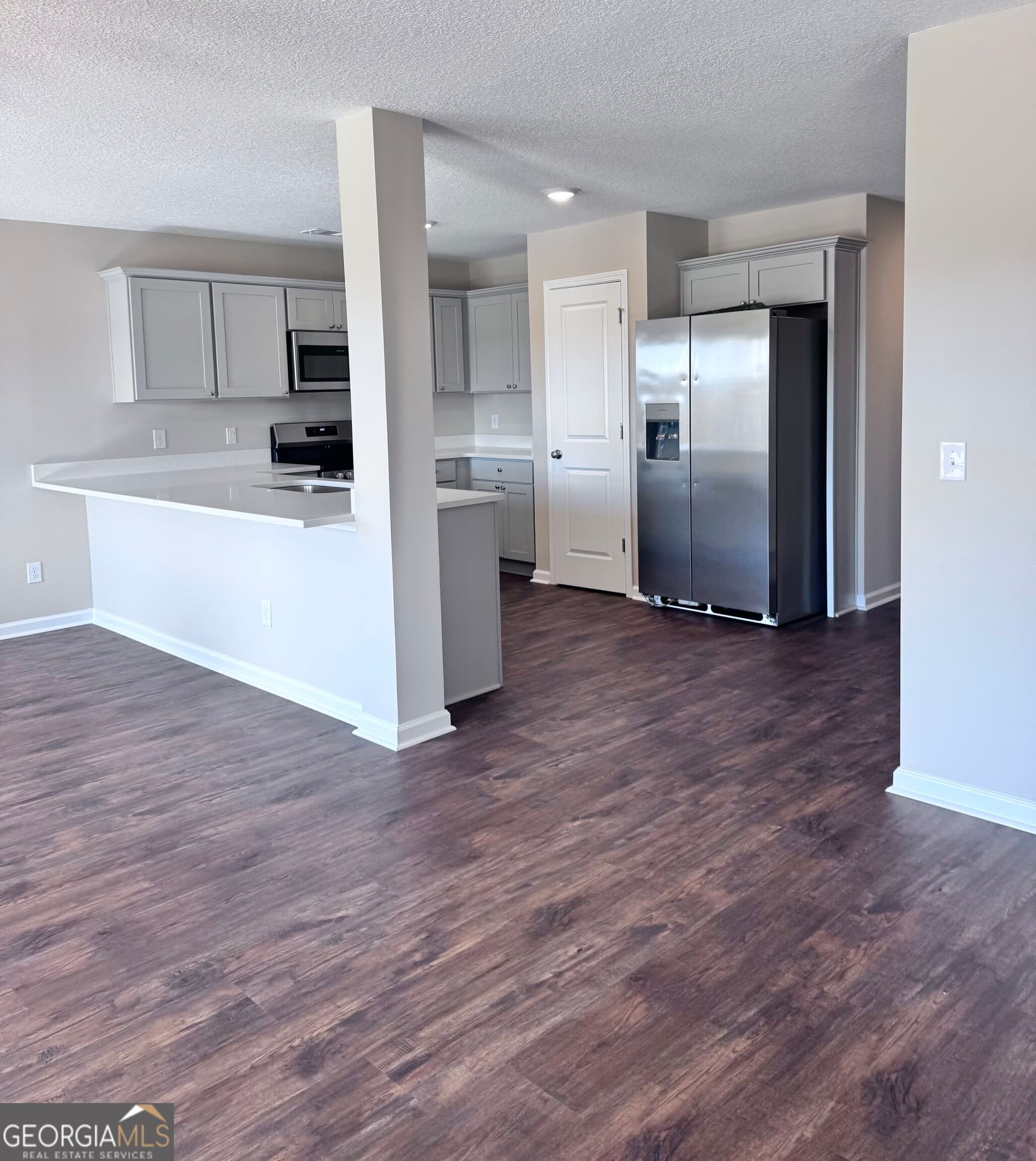 3 bedroom, 2 bathroom, 1,391 sq ft single family residence for sale at 112 Esther Avenue, Reidsville, GA 30453 — photo 3