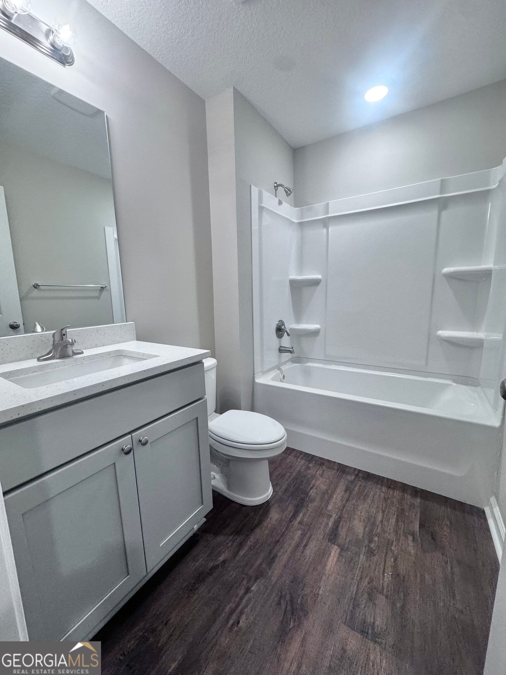 3 bedroom, 2 bathroom, 1,391 sq ft single family residence for sale at 112 Esther Avenue, Reidsville, GA 30453 — photo 8