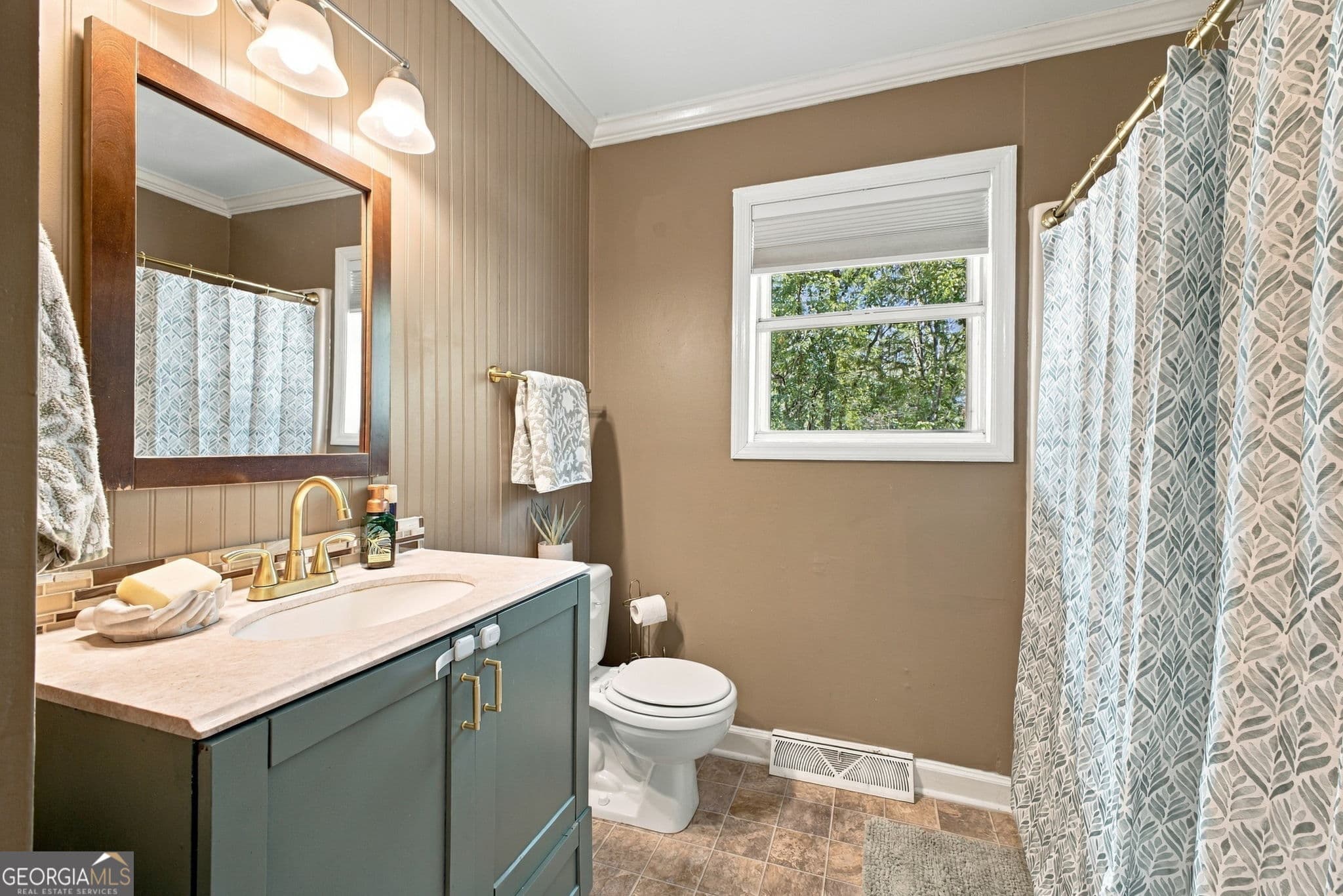 3 bedroom, 1.5 bathroom, 1,125 sq ft single family residence for sale at 18 Glenda Drive, Rome, GA 30165 — photo 8