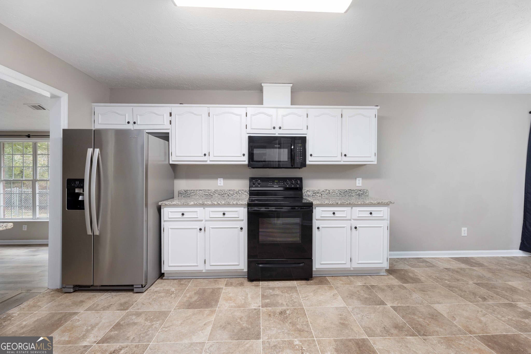 3 bedroom, 2 bathroom, 2,027 sq ft single family residence for sale at 1907 12TH Place, Phenix City, AL 36869 — photo 7