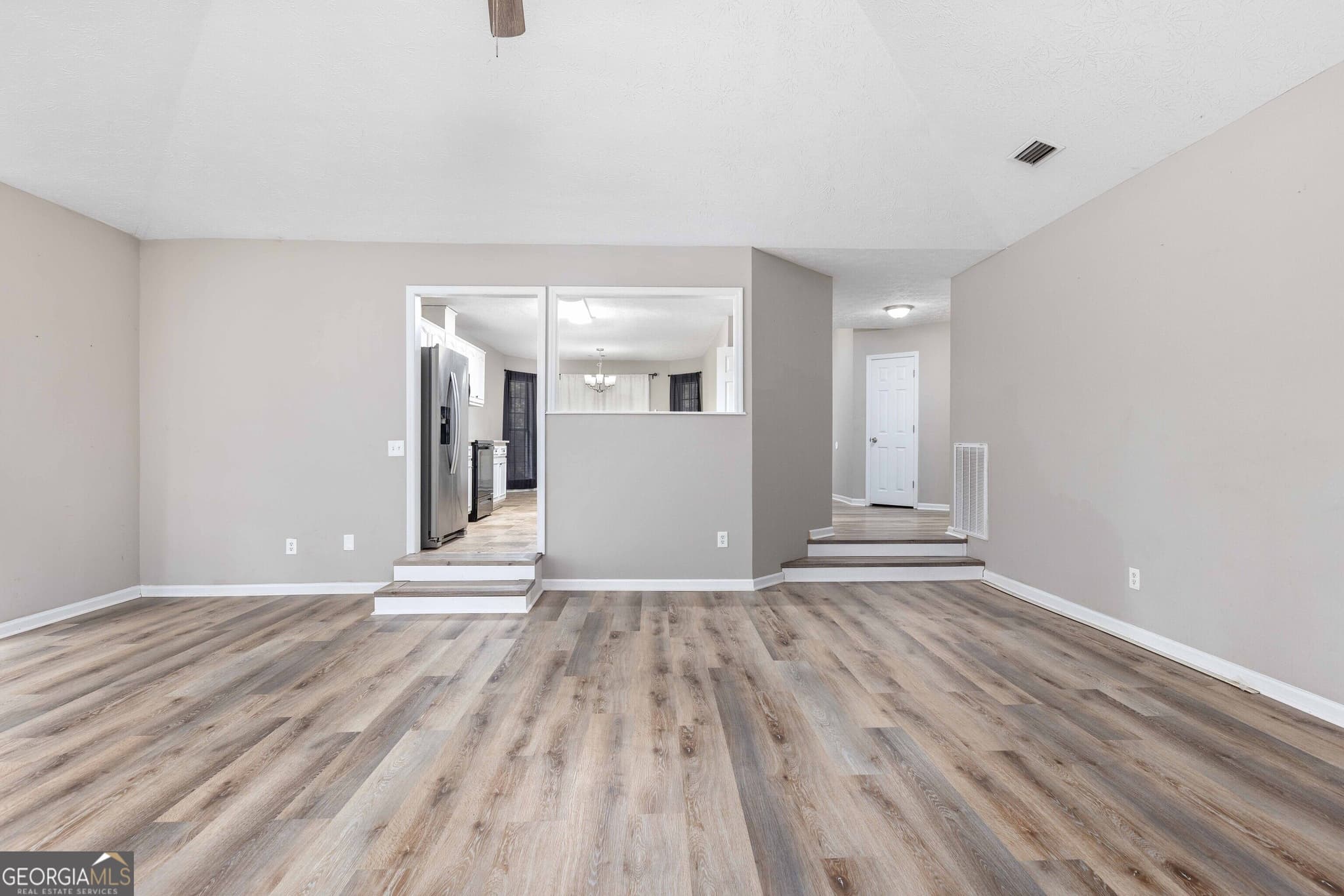 3 bedroom, 2 bathroom, 2,027 sq ft single family residence for sale at 1907 12TH Place, Phenix City, AL 36869 — photo 5