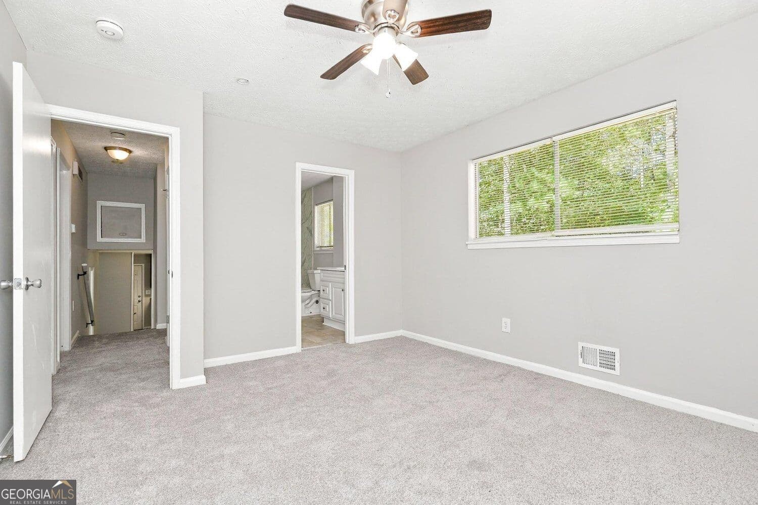 3 bedroom, 2 bathroom, 1,513 sq ft single family residence for sale at 2472 Hartford Drive, Ellenwood, GA 30294 — photo 10