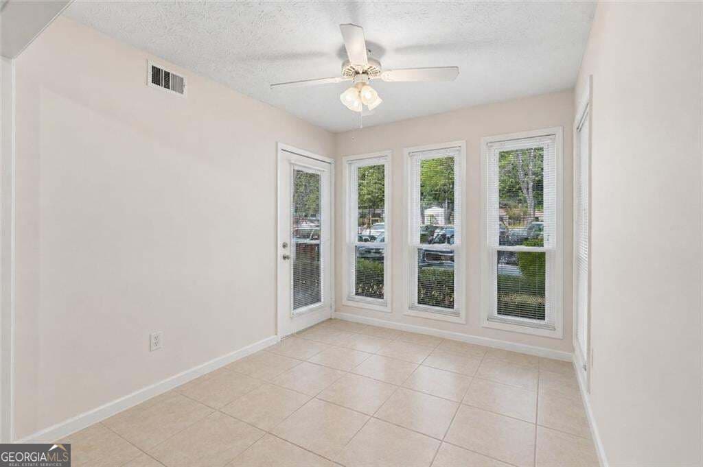 2 bedroom, 2 bathroom, 1,182 sq ft condominium for sale at 3985 Woodridge Way 3985 BUILDING 11, Tucker, GA 30084 — photo 10