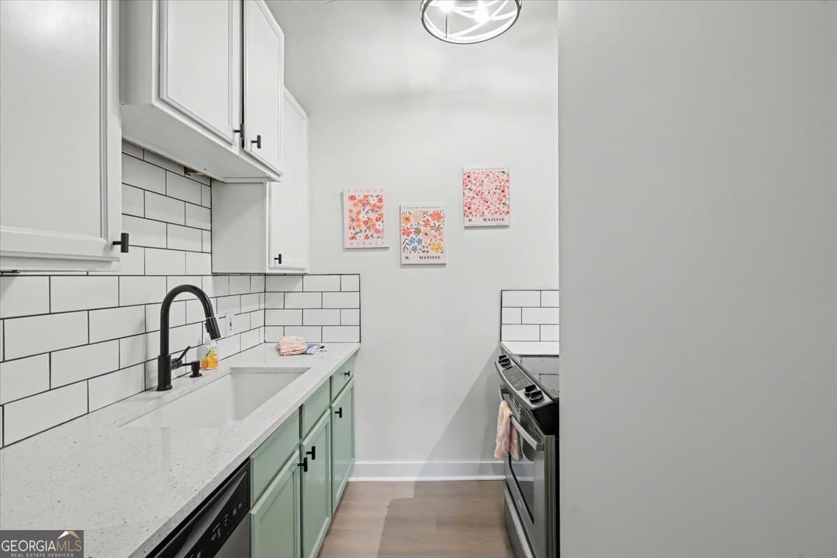 1 bedroom, 1 bathroom, 697 sq ft condominium for sale at 120 Ralph McGill Boulevard 102, Atlanta, GA 30308 — photo 10