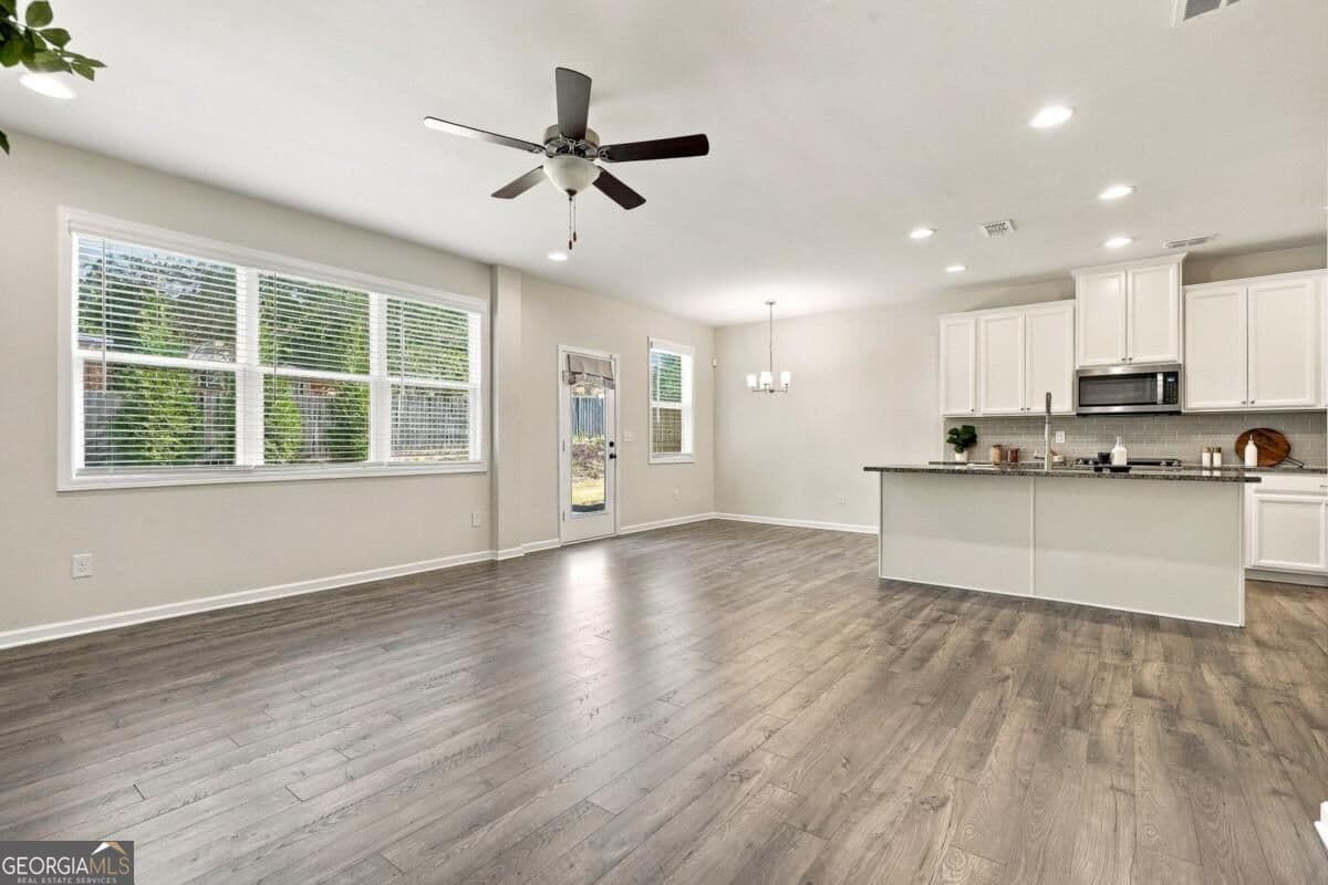 3 bedroom, 2.5 bathroom, 2,036 sq ft townhouse for rent at 1829 Parkades Path, Marietta, GA 30008 for $2,500 a month — photo 6