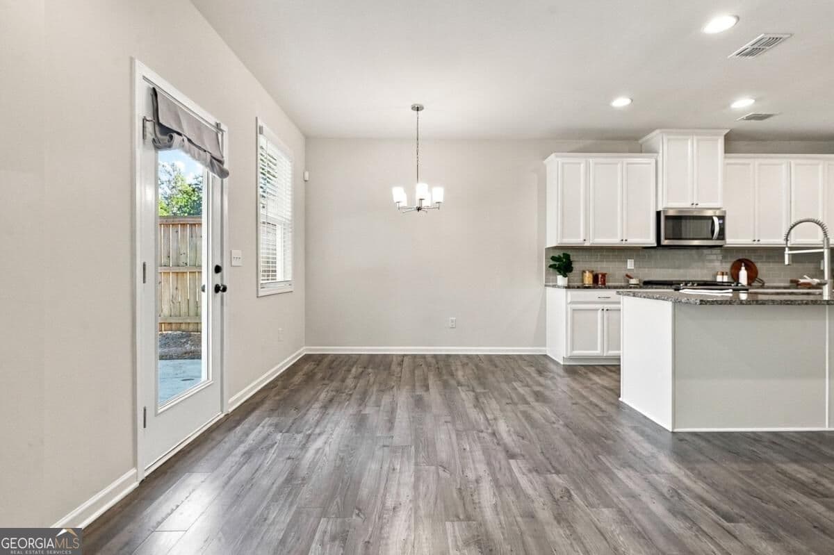 3 bedroom, 2.5 bathroom, 2,036 sq ft townhouse for rent at 1829 Parkades Path, Marietta, GA 30008 for $2,500 a month — photo 8