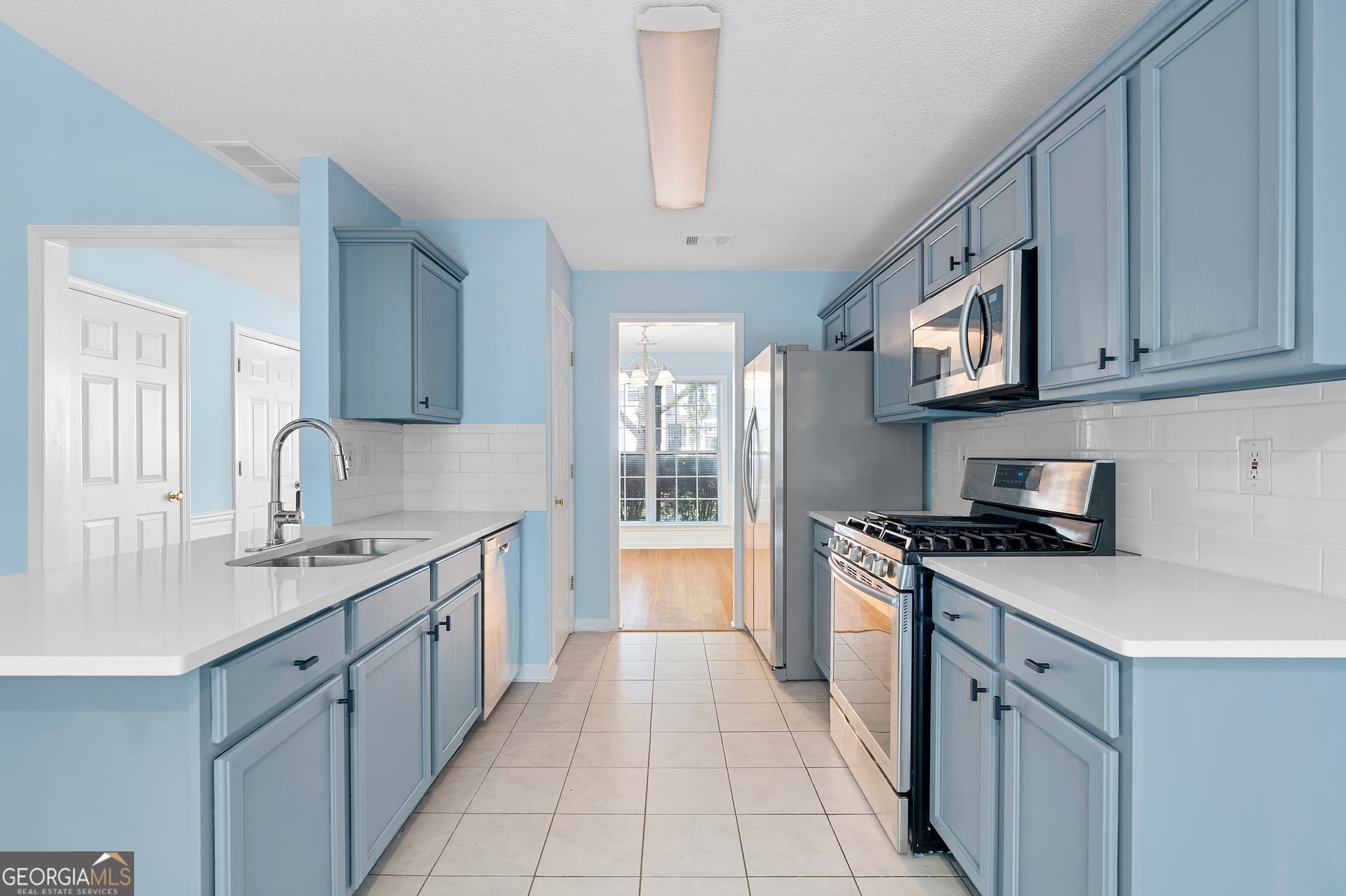 3 bedroom, 2.5 bathroom, 1,889 sq ft single family residence for sale at 3412 Davenport Park Lane, Duluth, GA 30096 — photo 10