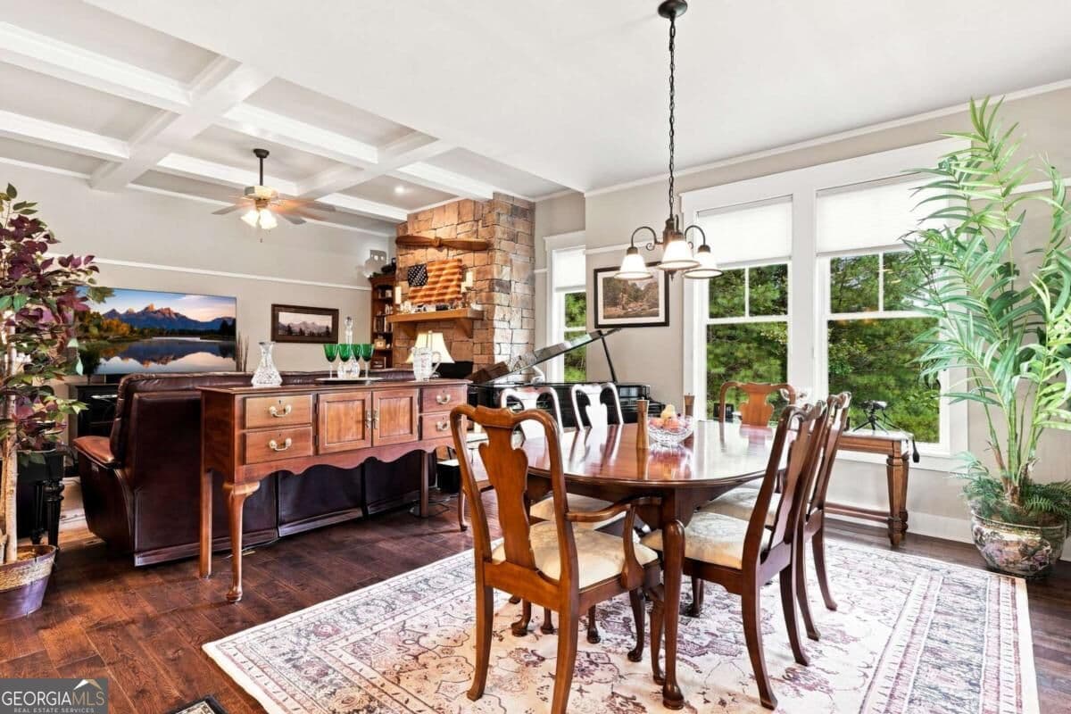 4 bedroom, 3 bathroom, 2,676 sq ft single family residence for sale at 128 Summit View Drive, Ellijay, GA 30540 — photo 7