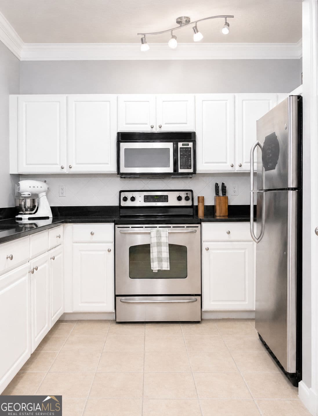 1 bedroom, 1 bathroom, 752 sq ft condominium for rent at 1850 Cotillion Drive 1116, Atlanta, GA 30338 for $1,650 a month — photo 1 of 1