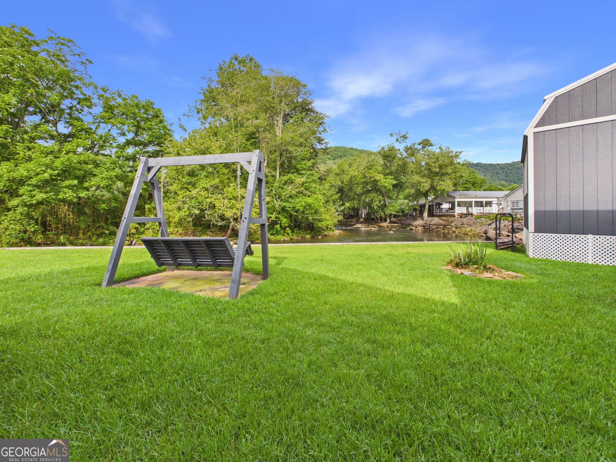 1 bedroom, 1.5 bathroom, 360 sq ft manufactured home,mixed use for sale at 4167 & 4168 Riverbank Run, Hiawassee, GA 30546 — photo 9