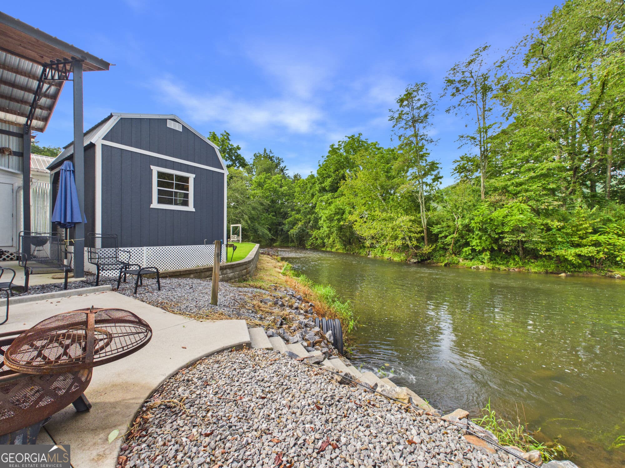 1 bedroom, 1.5 bathroom, 360 sq ft manufactured home,mixed use for sale at 4167 & 4168 Riverbank Run, Hiawassee, GA 30546 — photo 8