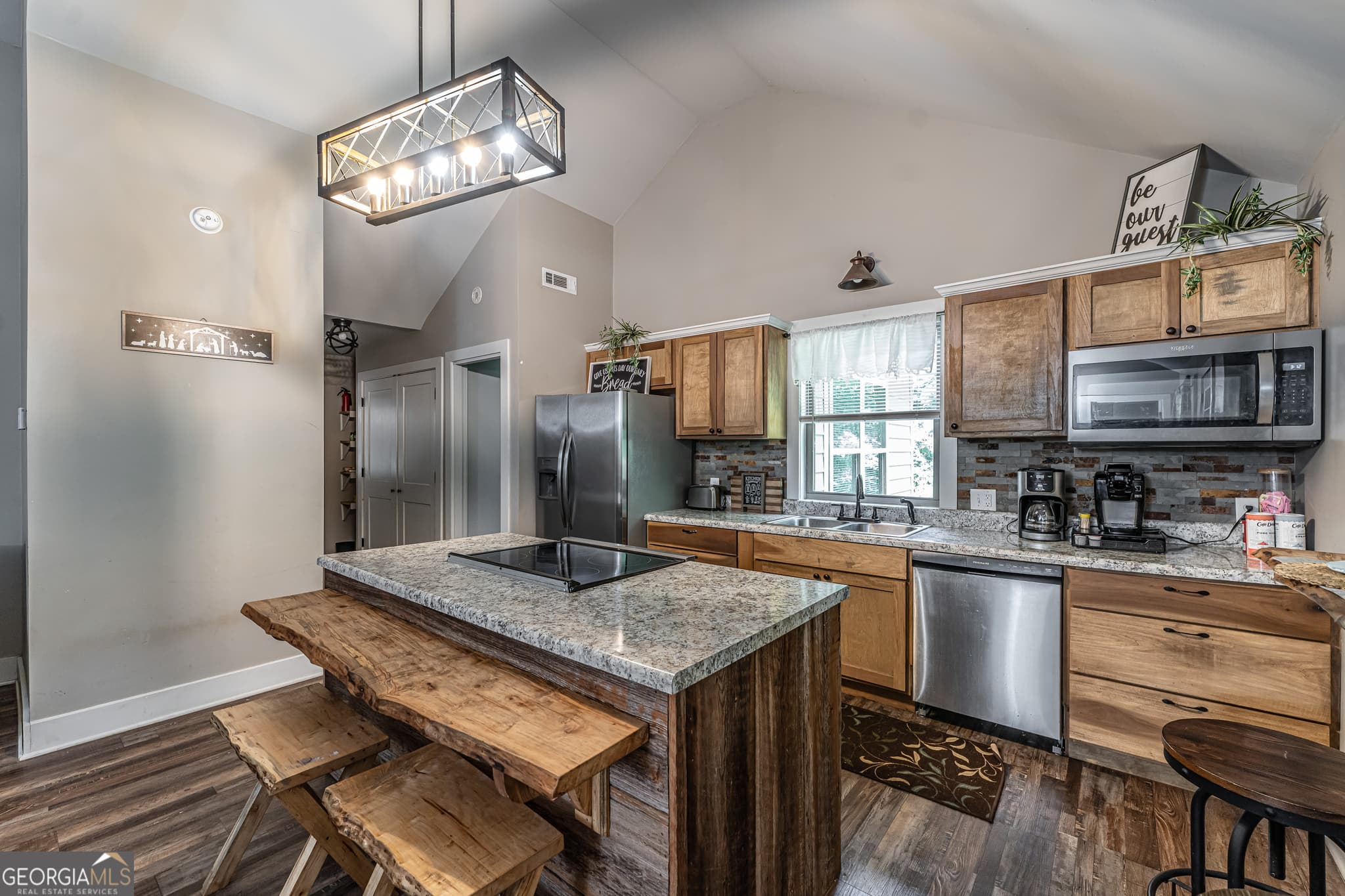 4 bedroom, 2 bathroom, 1,290 sq ft single family residence for sale at 1437 Ben Mosley Circle, Summerville, GA 30747 — photo 9