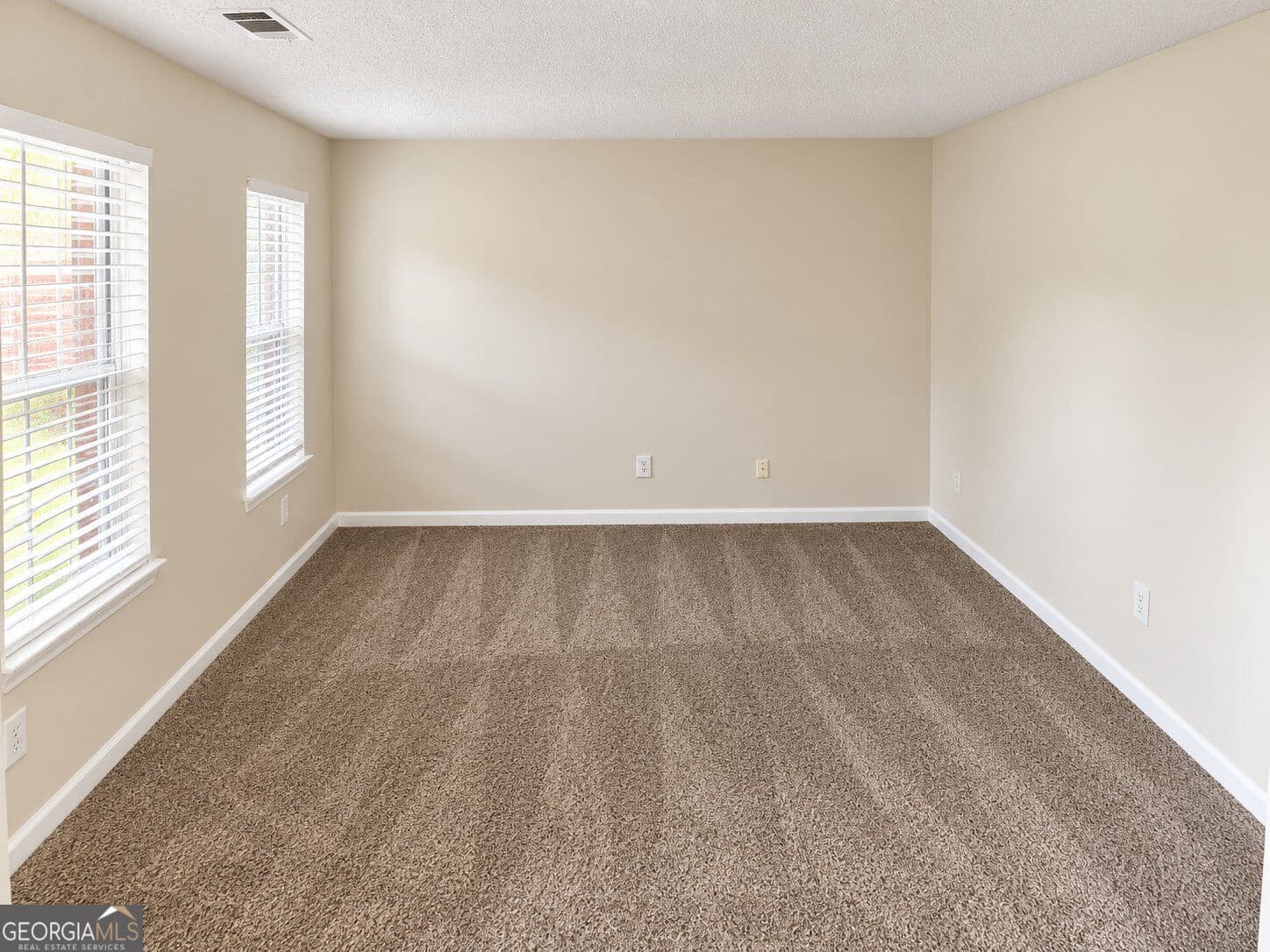 6 bedroom, 3.5 bathroom, 3,151 sq ft single family residence for sale at 3635 Spring Mesa Drive, Snellville, GA 30039 — photo 10