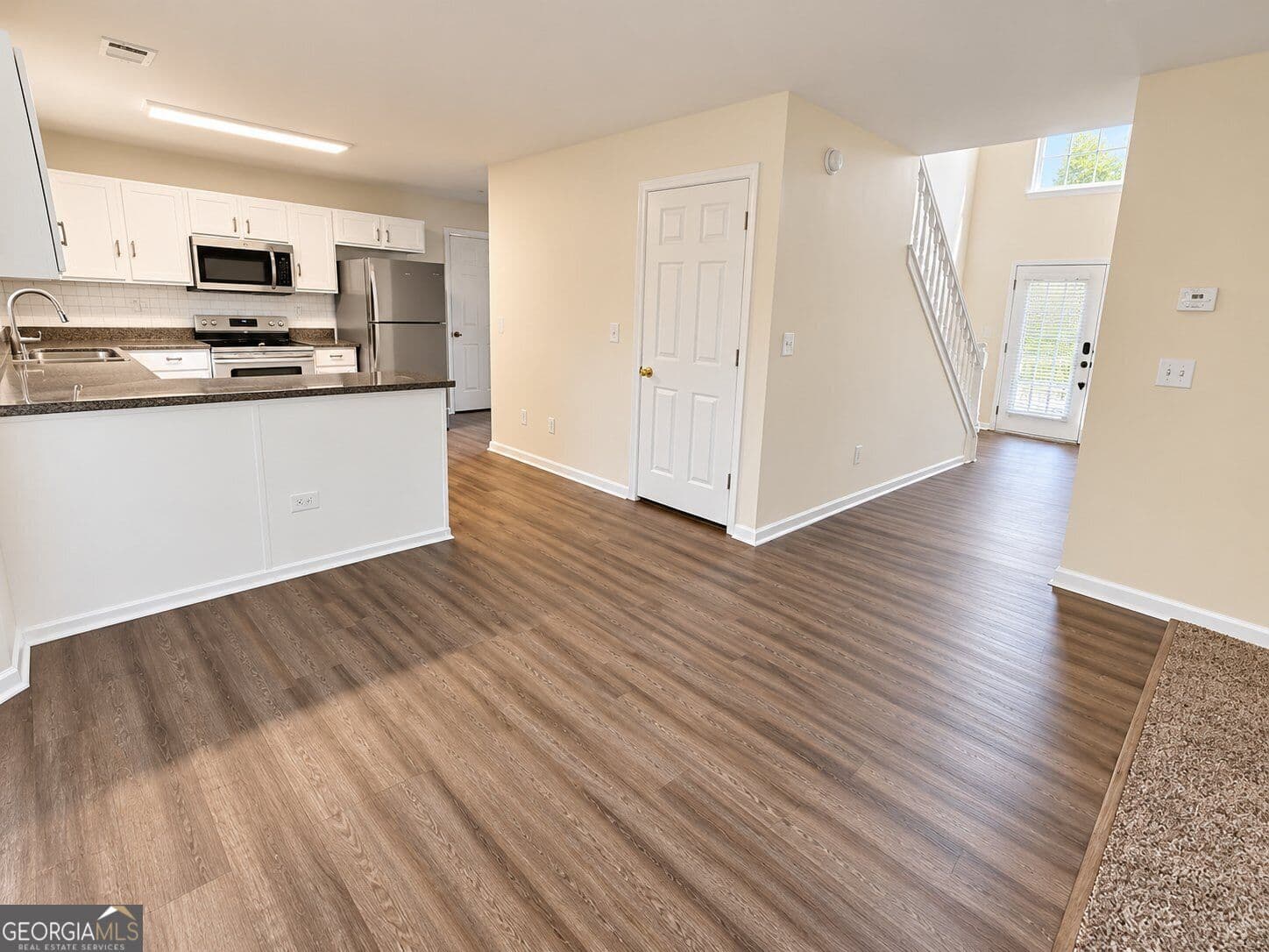 6 bedroom, 3.5 bathroom, 3,151 sq ft single family residence for sale at 3635 Spring Mesa Drive, Snellville, GA 30039 — photo 8