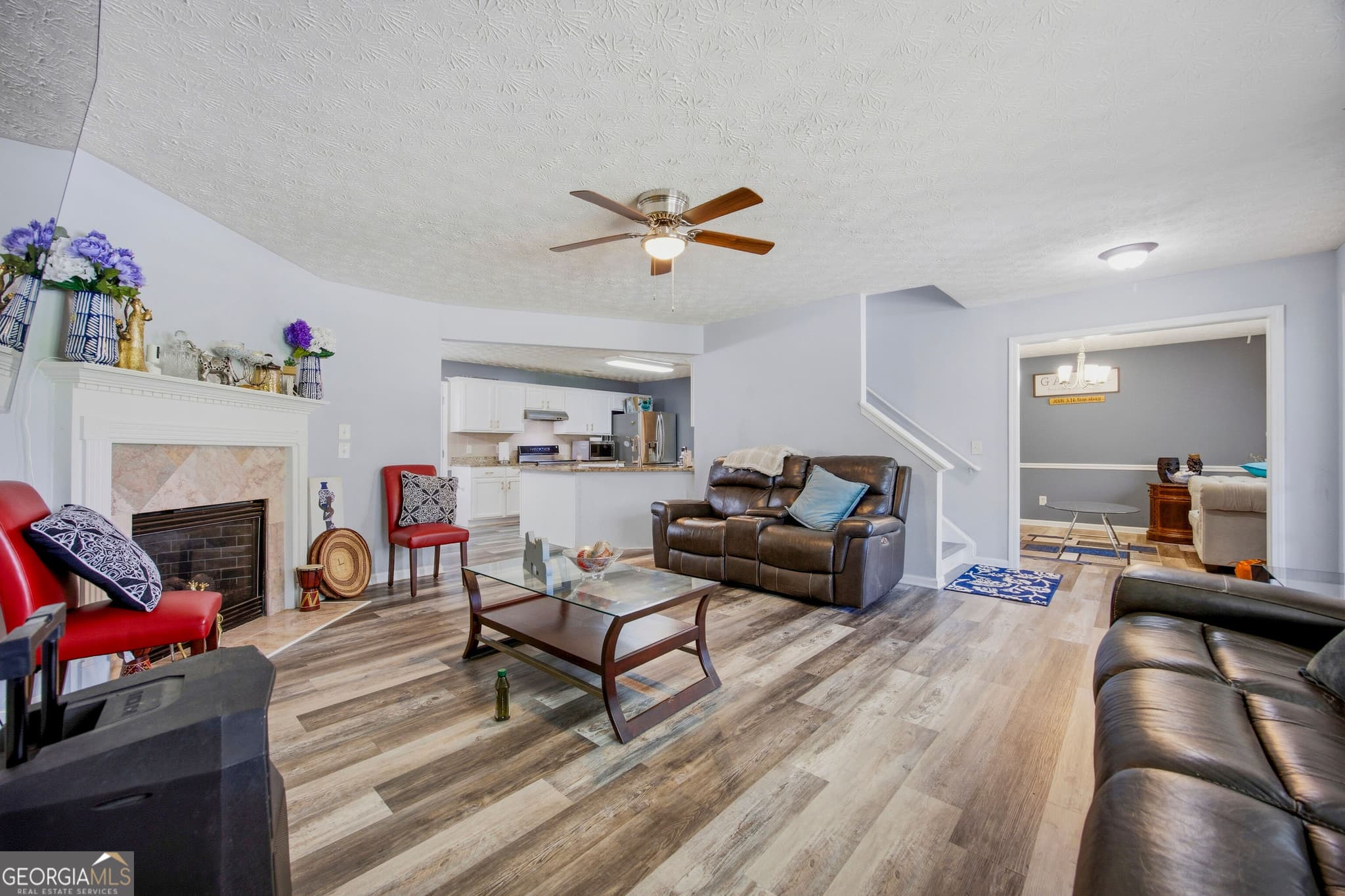 4 bedroom, 3.5 bathroom, 3,024 sq ft single family residence for sale at 595 Castlebrooke Drive, Lawrenceville, GA 30045 — photo 5