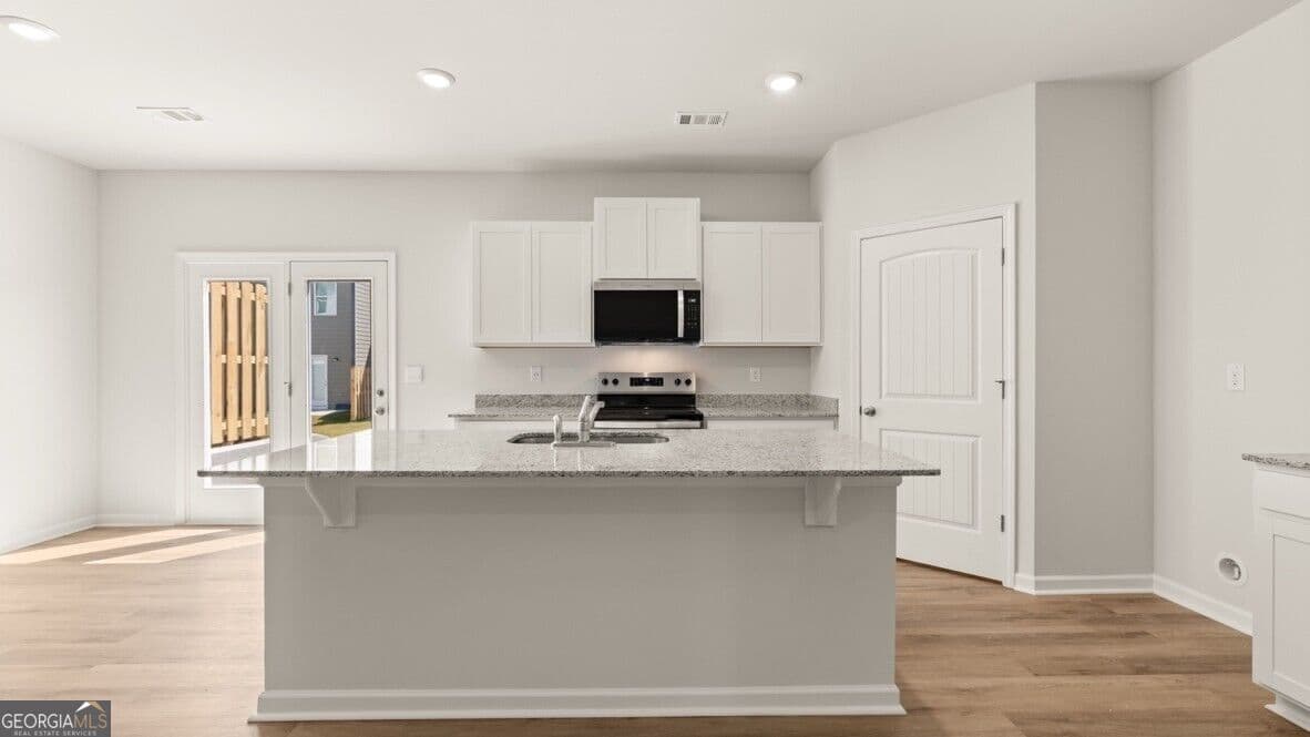 3 bedroom, 2.5 bathroom townhouse for sale at 75 Pepperbush Way, Jasper, GA 30143 — photo 5