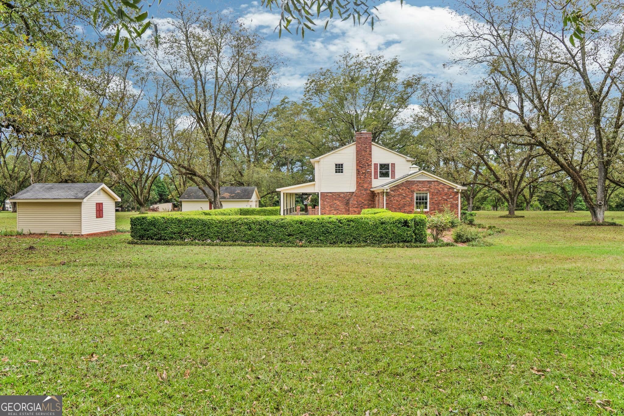 3 bedroom, 3 bathroom, 2,822 sq ft single family residence for sale at 4763 Highway 41, Macon, GA 31220 — photo 3