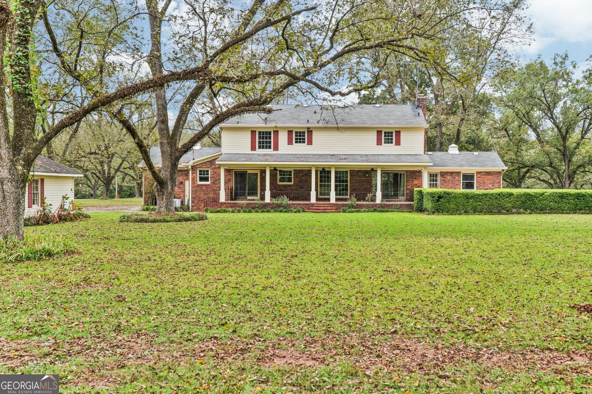 3 bedroom, 3 bathroom, 2,822 sq ft single family residence for sale at 4763 Highway 41, Macon, GA 31220 — photo 4