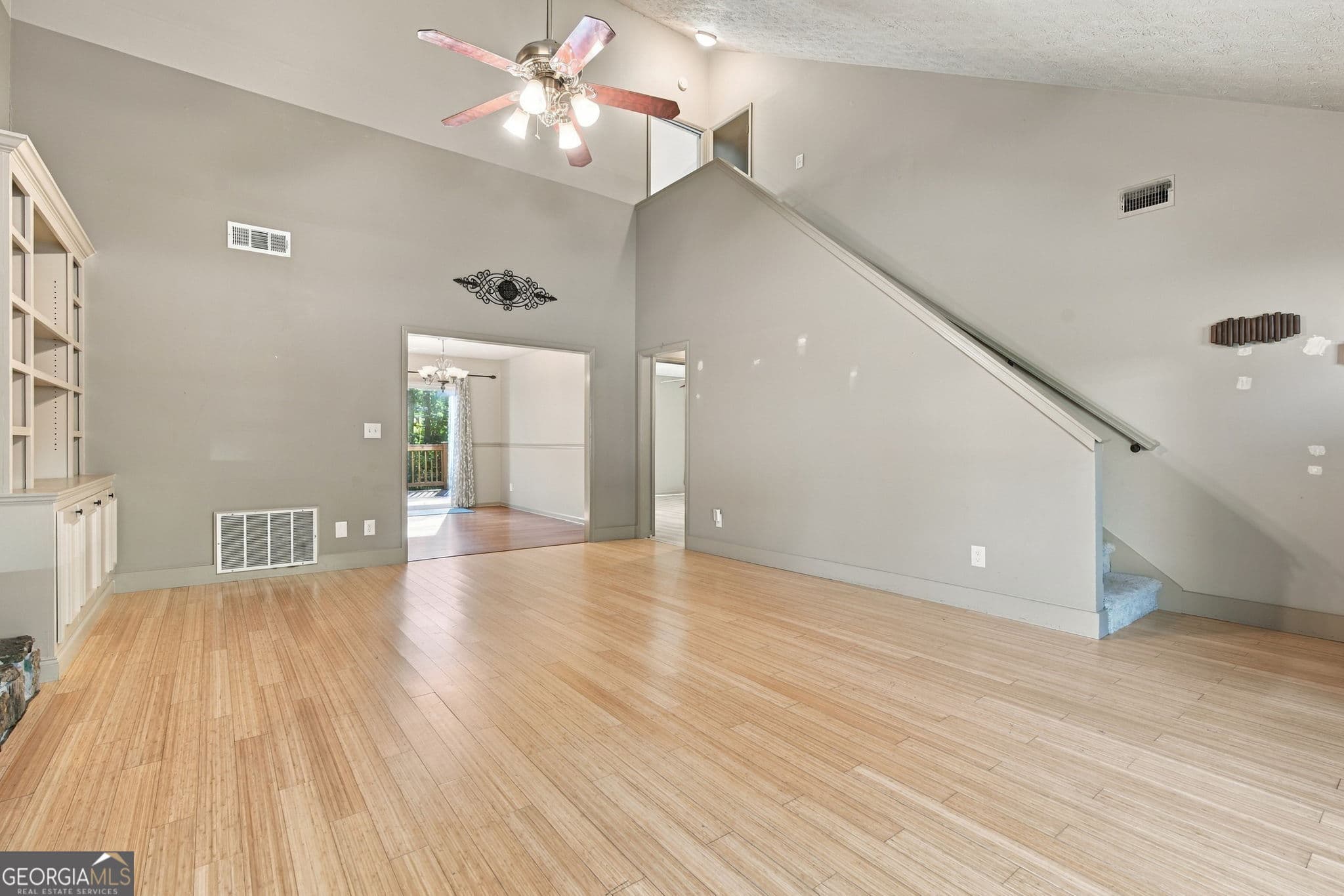 3 bedroom, 2 bathroom, 2,243 sq ft single family residence for sale at 10995 Indian Village Drive, Johns Creek, GA 30022 — photo 6