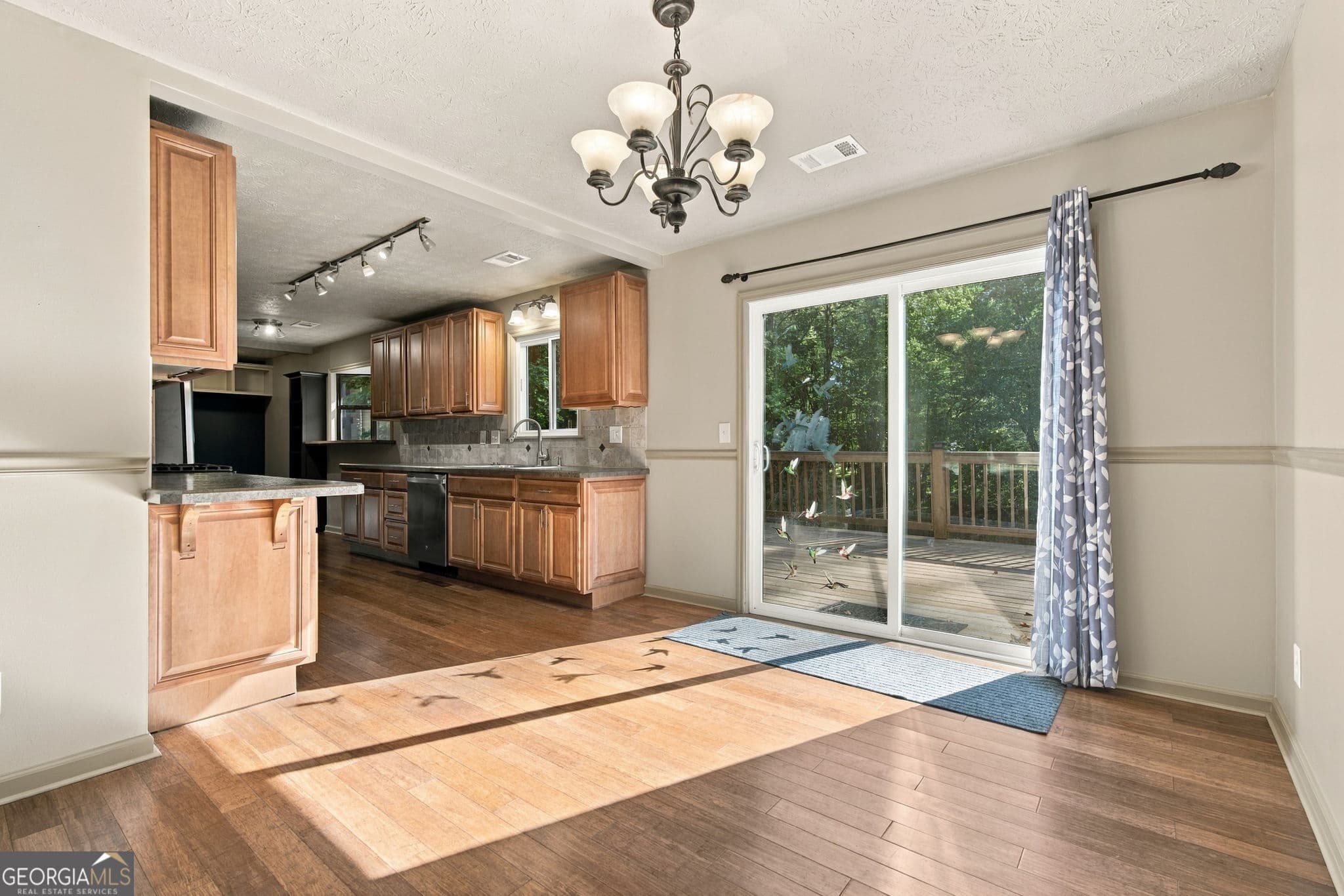 3 bedroom, 2 bathroom, 2,243 sq ft single family residence for sale at 10995 Indian Village Drive, Johns Creek, GA 30022 — photo 10