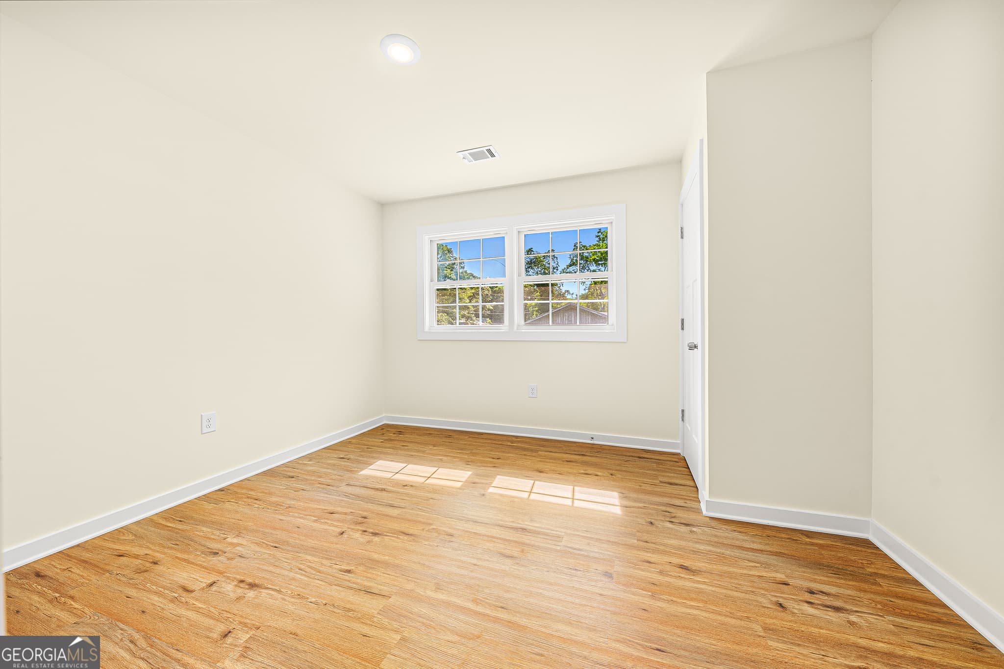 4 bedroom, 2 bathroom, 1,140 sq ft single family residence for sale at 16 Elm Street, Hartwell, GA 30643 — photo 7