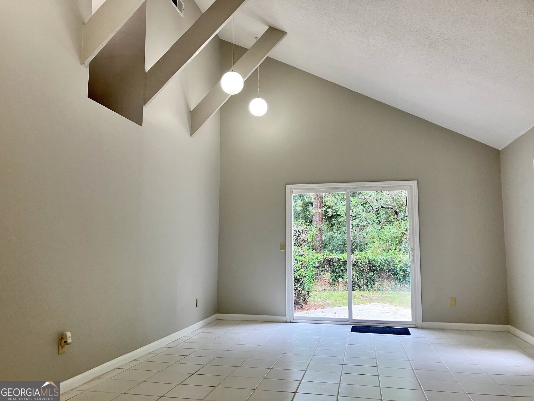 4 bedroom, 2 bathroom, 2,160 sq ft single family residence for sale at 216 Wildwood Drive, Statesboro, GA 30458 — photo 9