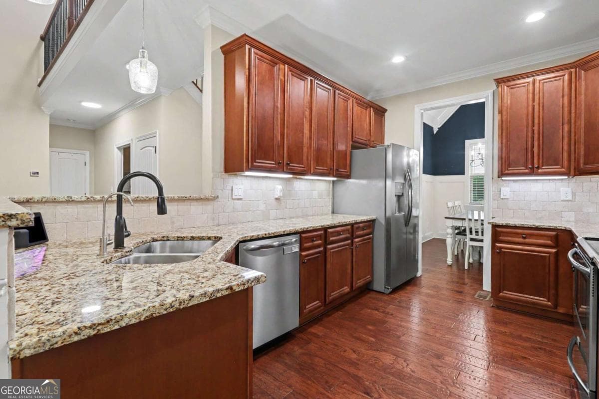 4 bedroom, 2.5 bathroom, 2,280 sq ft single family residence for sale at 64 Blandwood Drive, Cartersville, GA 30120 — photo 8