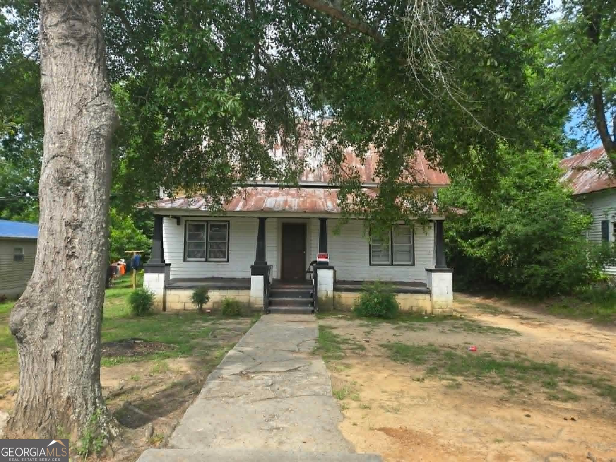 3 bedroom, 1 bathroom, 720 sq ft single family residence for sale at 269 N Dooley Street, Hawkinsville, GA 31036 — photo 2