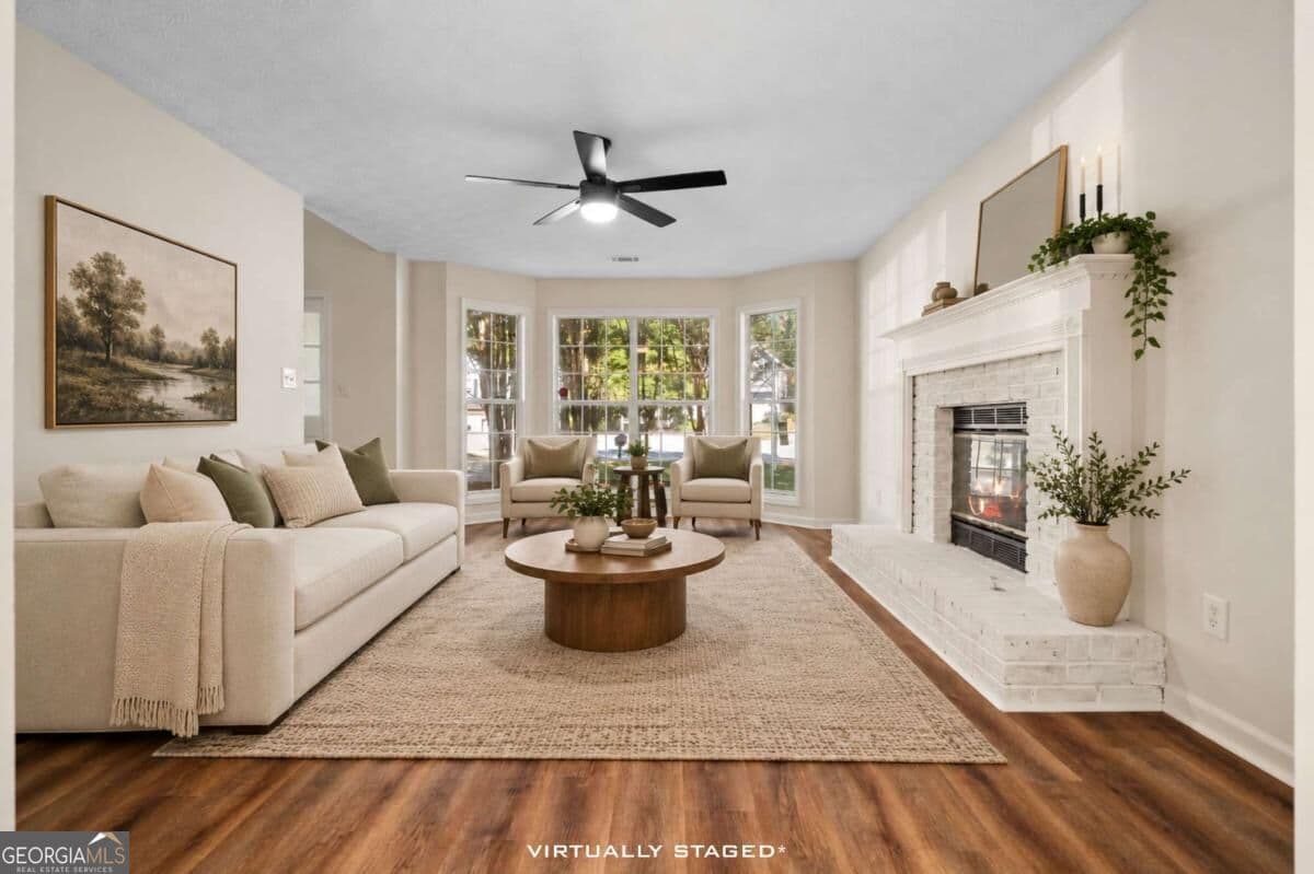 3 bedroom, 2.5 bathroom, 2,322 sq ft single family residence for sale at 1340 Windage Court, Marietta, GA 30008 — photo 8