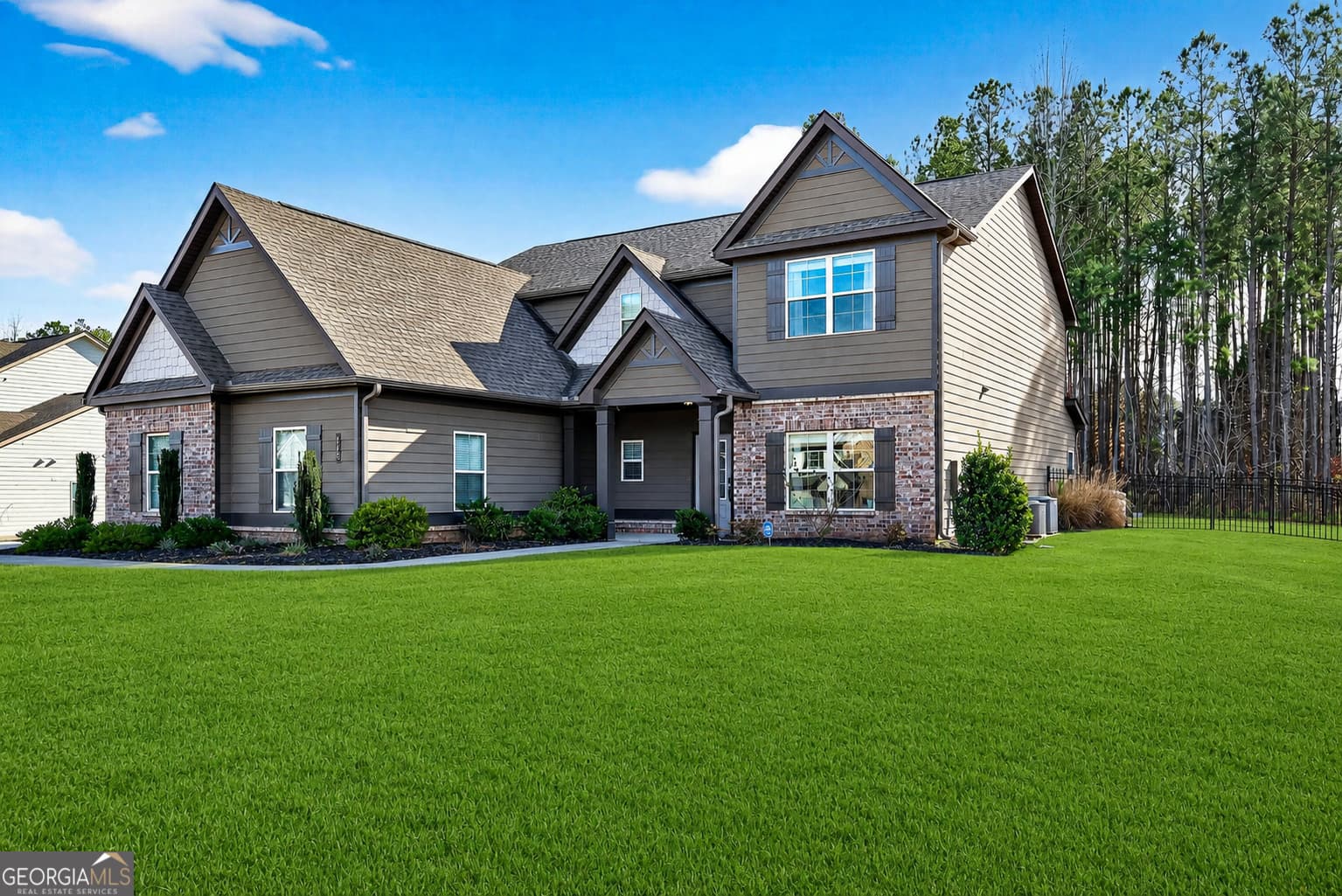 4 bedroom, 3.5 bathroom, 3,277 sq ft single family residence sold at 125 Atkins Lane, Fayetteville, GA 30215