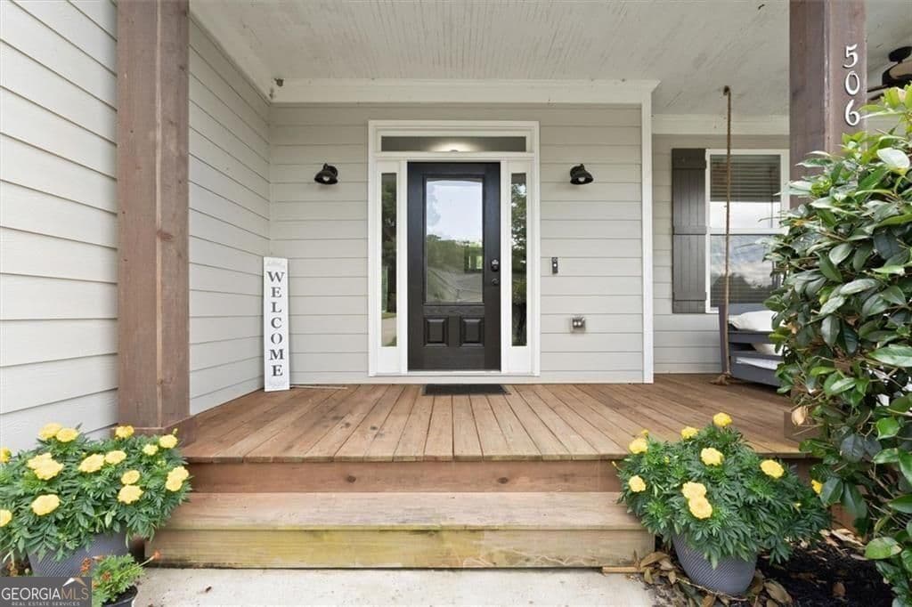 5 bedroom, 3.5 bathroom, 4,670 sq ft single family residence for sale at 506 Pirklefield Drive, Covington, GA 30014 — photo 2