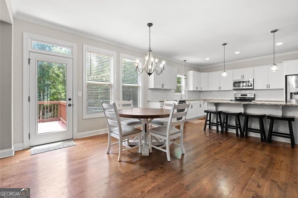 5 bedroom, 3.5 bathroom, 4,670 sq ft single family residence for sale at 506 Pirklefield Drive, Covington, GA 30014 — photo 6