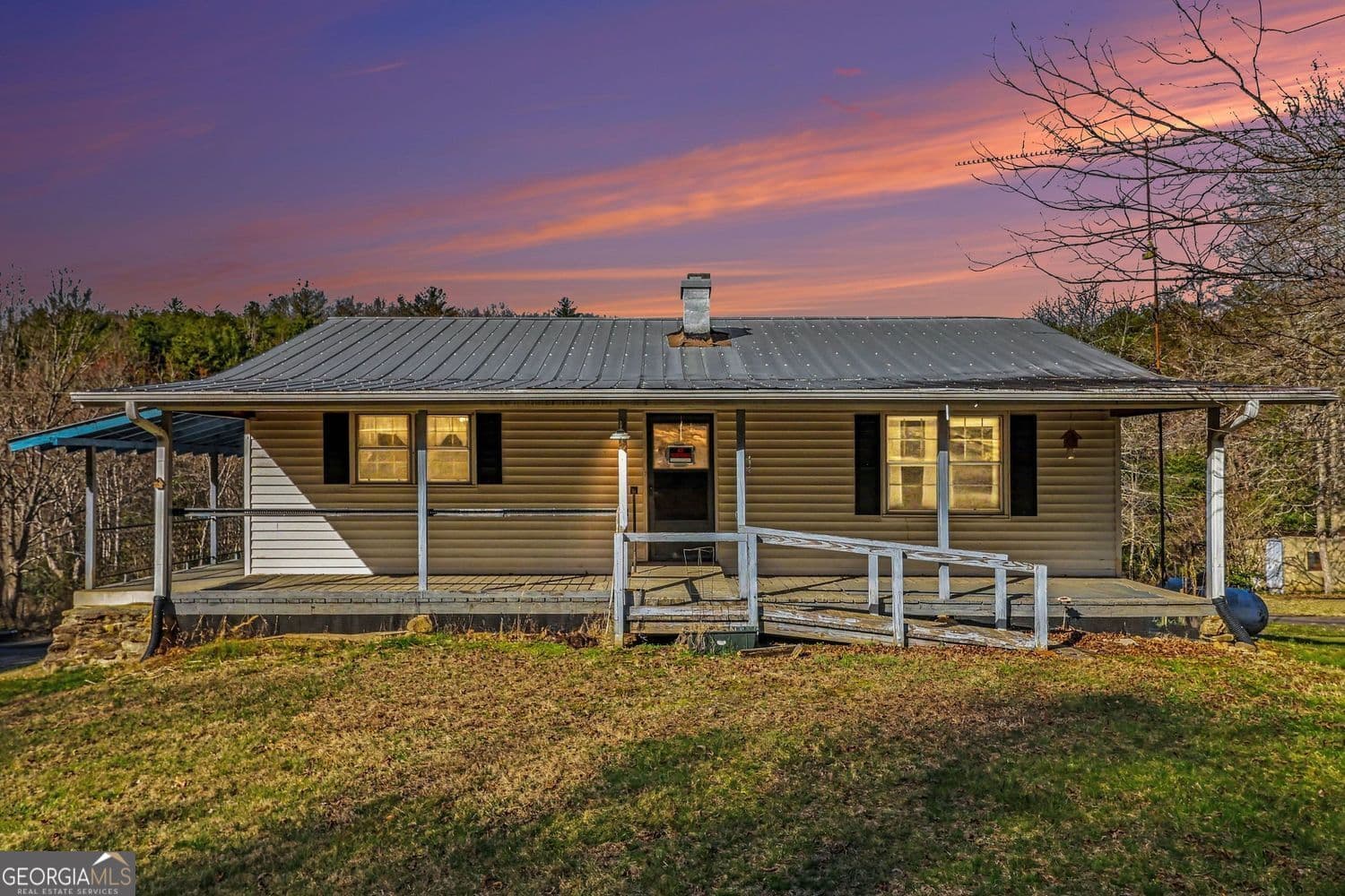 2 bedroom, 2 bathroom, 1,330 sq ft mixed use for sale at 595 Wildlife Trail, Morganton, GA 30560 — photo 1 of 62