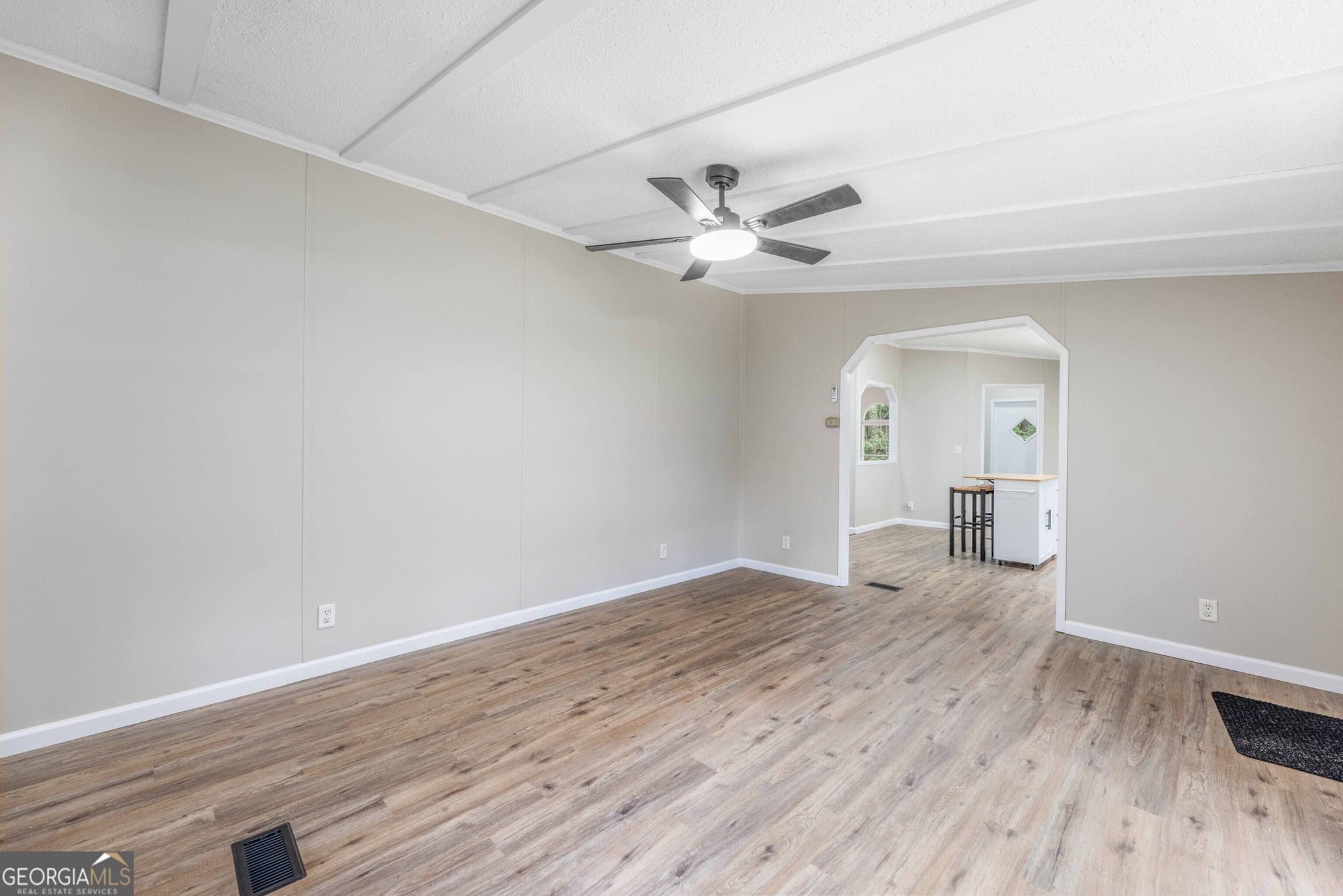 3 bedroom, 2 bathroom, 1,568 sq ft single family residence for sale at 17 Cottonwood Drive, Waverly Hall, GA 31831 — photo 7