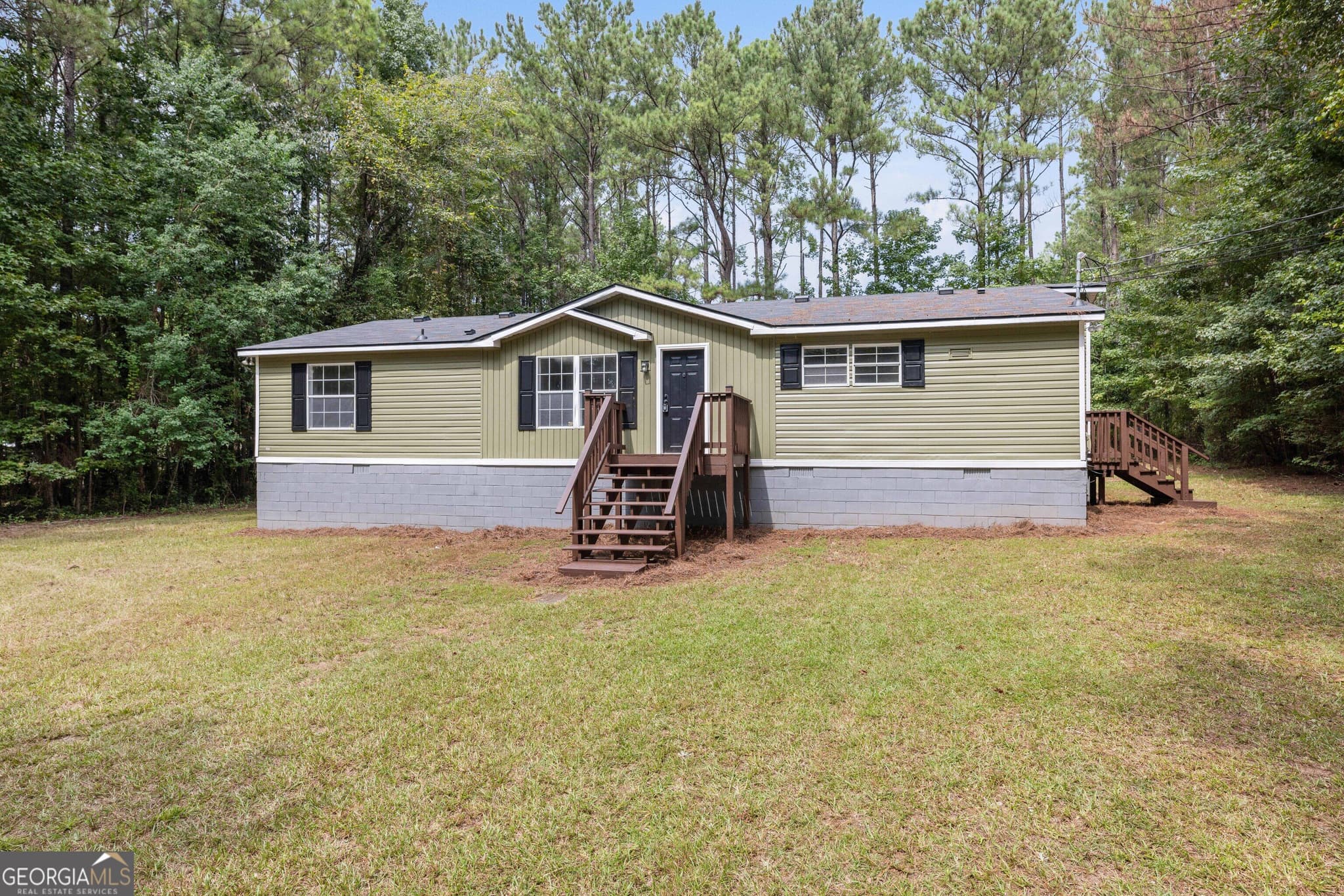 3 bedroom, 2 bathroom, 1,568 sq ft single family residence for sale at 17 Cottonwood Drive, Waverly Hall, GA 31831