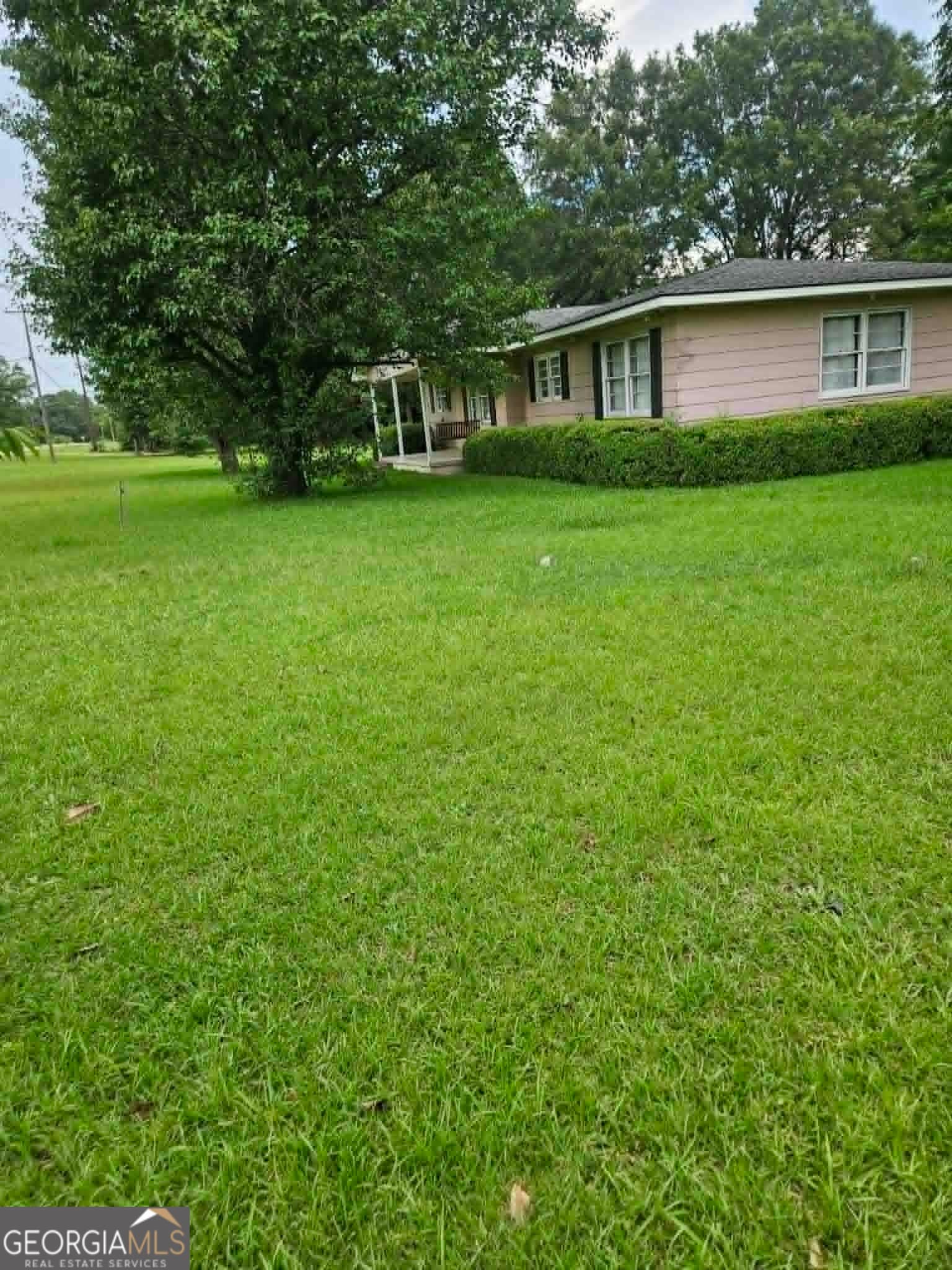 3 bedroom, 2 bathroom, 1,428 sq ft single family residence for sale at 168 Lakeview Church Road, Cochran, GA 31014 — photo 5