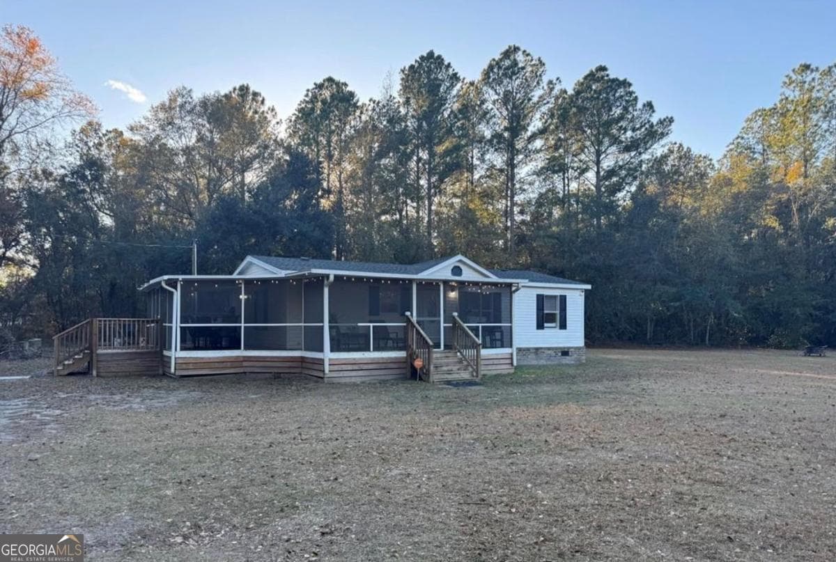 3 bedroom, 2 bathroom, 1,056 sq ft single family residence sold at 5005 Cherrywood Drive, Ellabell, GA 31308