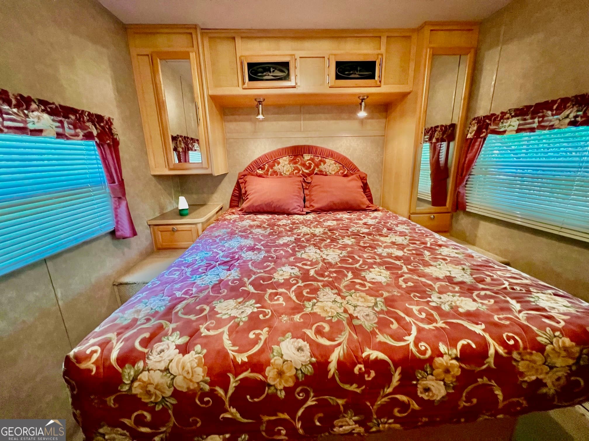 1 bedroom, 1 bathroom single family residence for sale at 28 11th Street, Ellijay, GA 30540 — photo 4