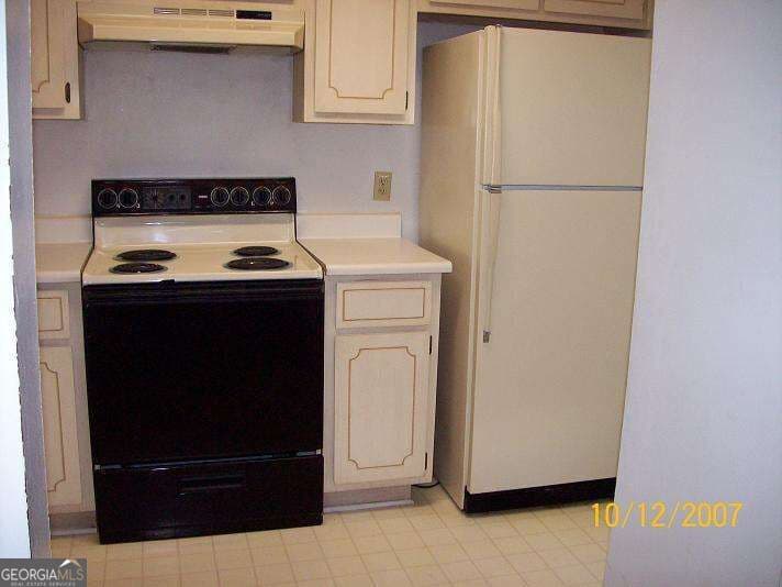 2 bedroom, 2 bathroom condominium for sale at 910 Brett Drive 43, Hinesville, GA 31313 — photo 2