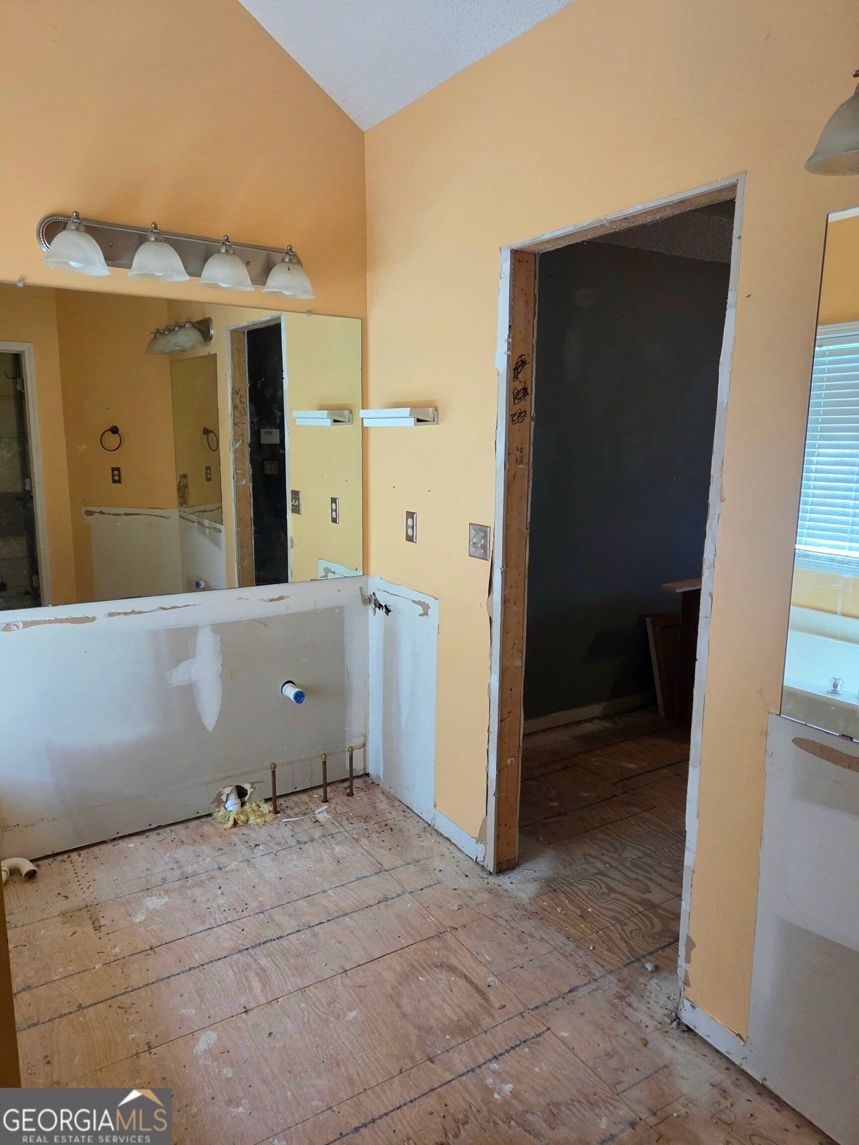 4 bedroom, 2.5 bathroom, 1,948 sq ft single family residence for sale at 309 Madison Avenue, Hampton, GA 30228 — photo 10