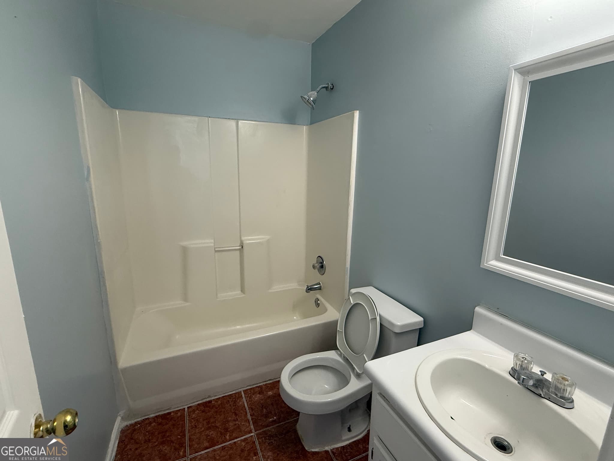 4 bedroom, 3 bathroom single family residence for sale at 5683 Isleworth Way, Atlanta, GA 30349 — photo 7