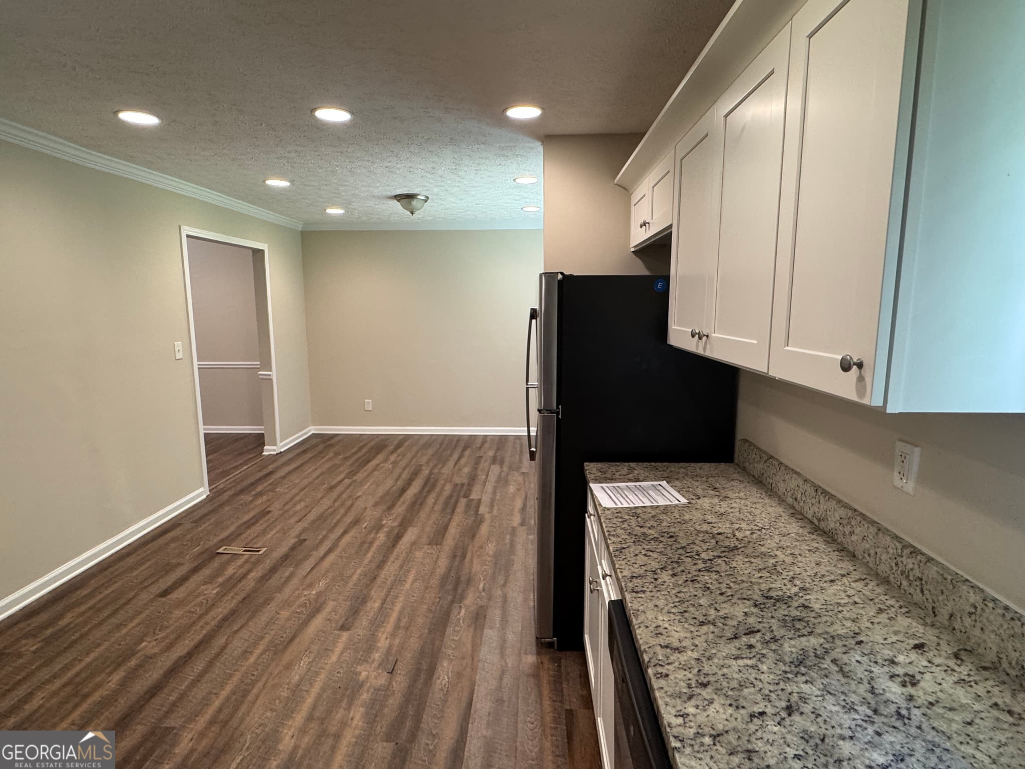 5 bedroom, 2.5 bathroom, 1,922 sq ft single family residence for sale at 8347 Union Grove Road, Lithonia, GA 30058 — photo 5