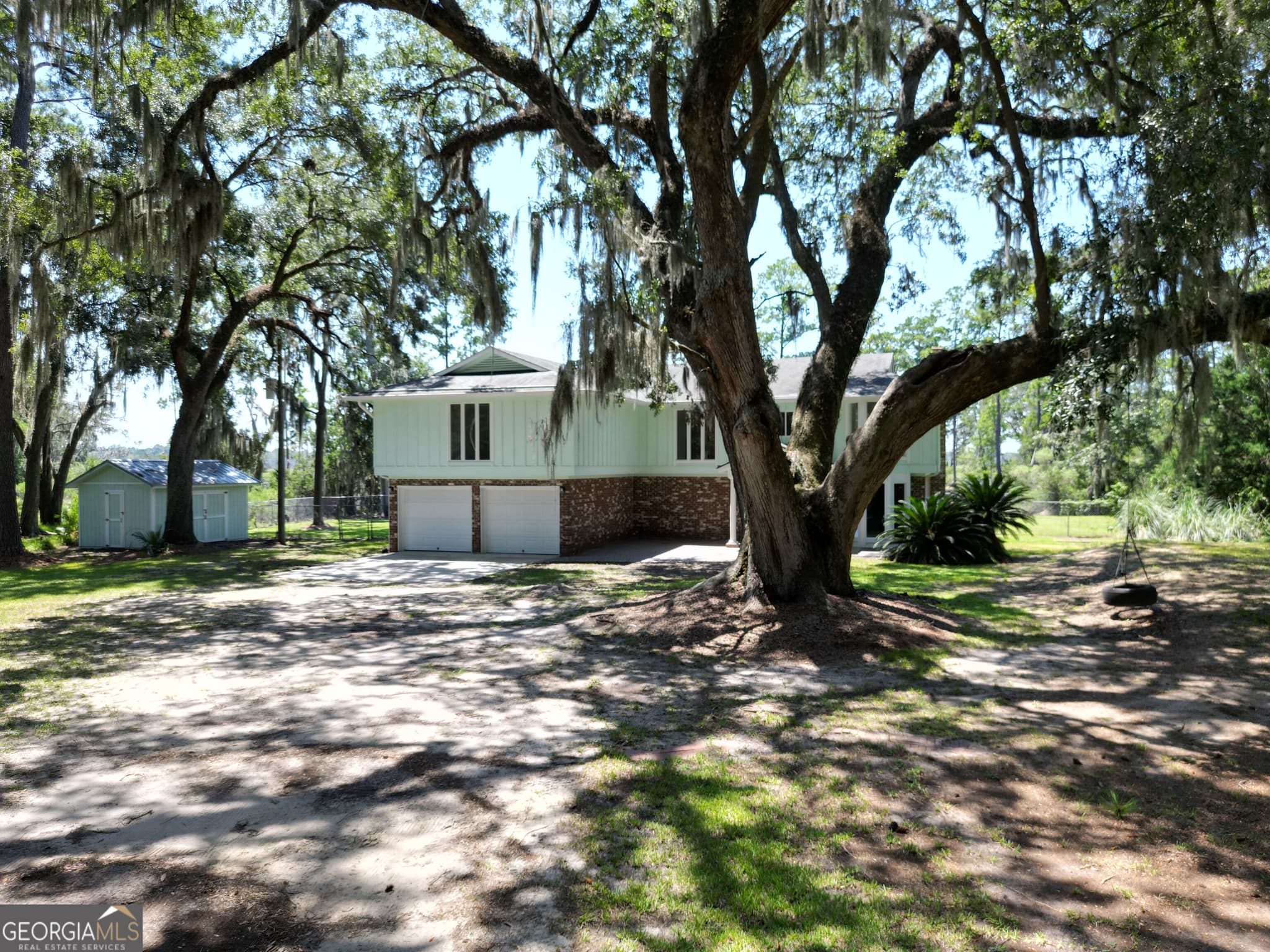 3 bedroom, 2.5 bathroom, 3,438 sq ft single family residence for sale at 211 Tideland Drive, Midway, GA 31320 — photo 5