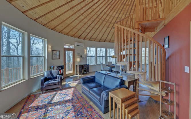 3 bedroom, 2.5 bathroom, 1,410 sq ft single family residence for sale at 279 Collins Creek Road, Hiawassee, GA 30546 — photo 6