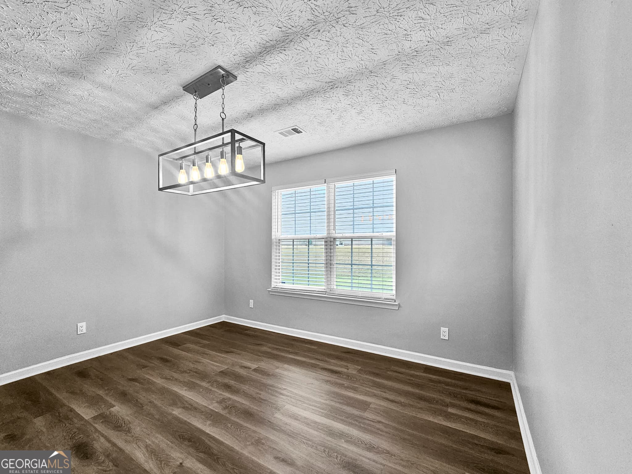 3 bedroom, 2.5 bathroom, 2,095 sq ft single family residence for rent at 1236 Liriope Lane, Lawrenceville, GA 30045 for $2,195 a month — photo 6