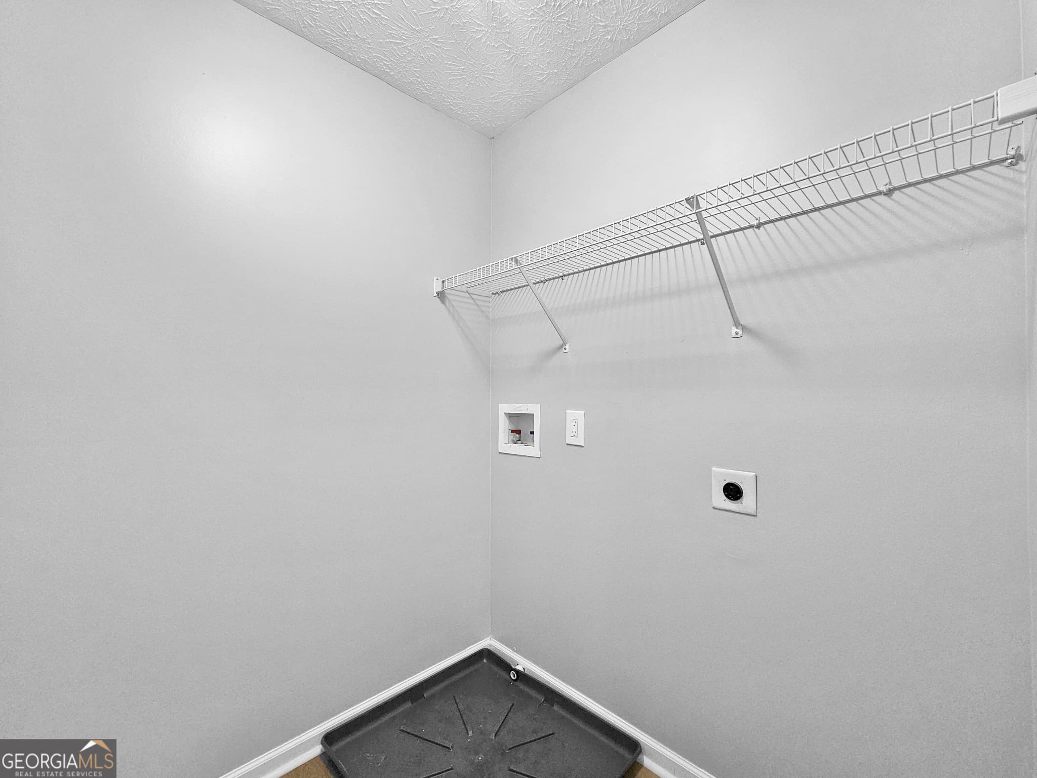3 bedroom, 2.5 bathroom, 2,095 sq ft single family residence for rent at 1236 Liriope Lane, Lawrenceville, GA 30045 for $2,195 a month — photo 9