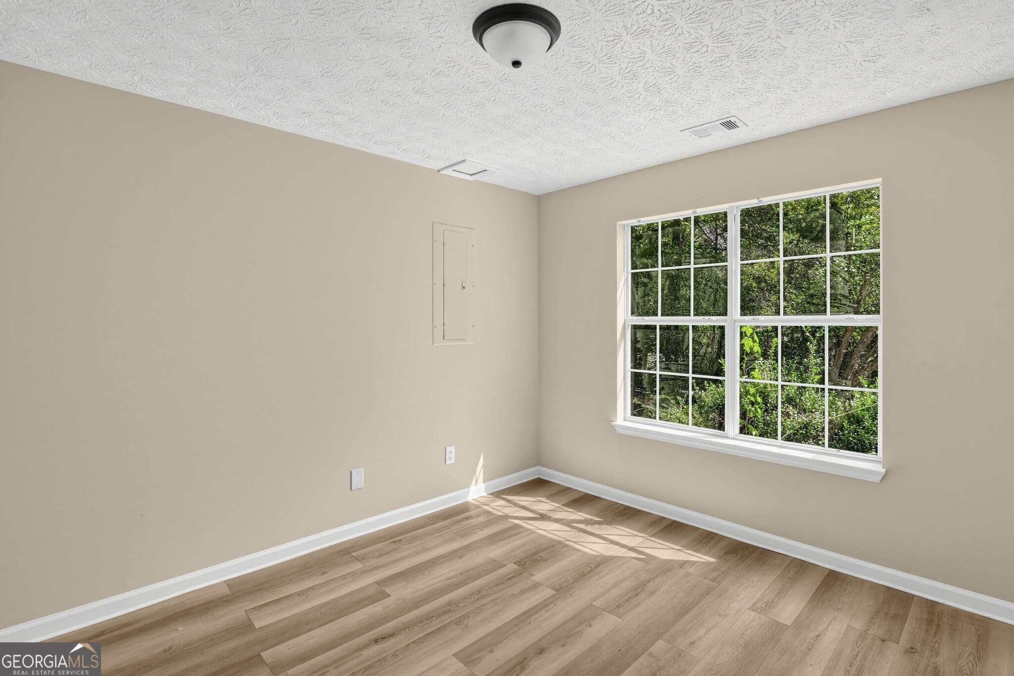 3 bedroom, 2 bathroom, 1,415 sq ft single family residence for rent at 215 Pinehurst Drive, Stockbridge, GA 30281 for $2,040 a month — photo 10