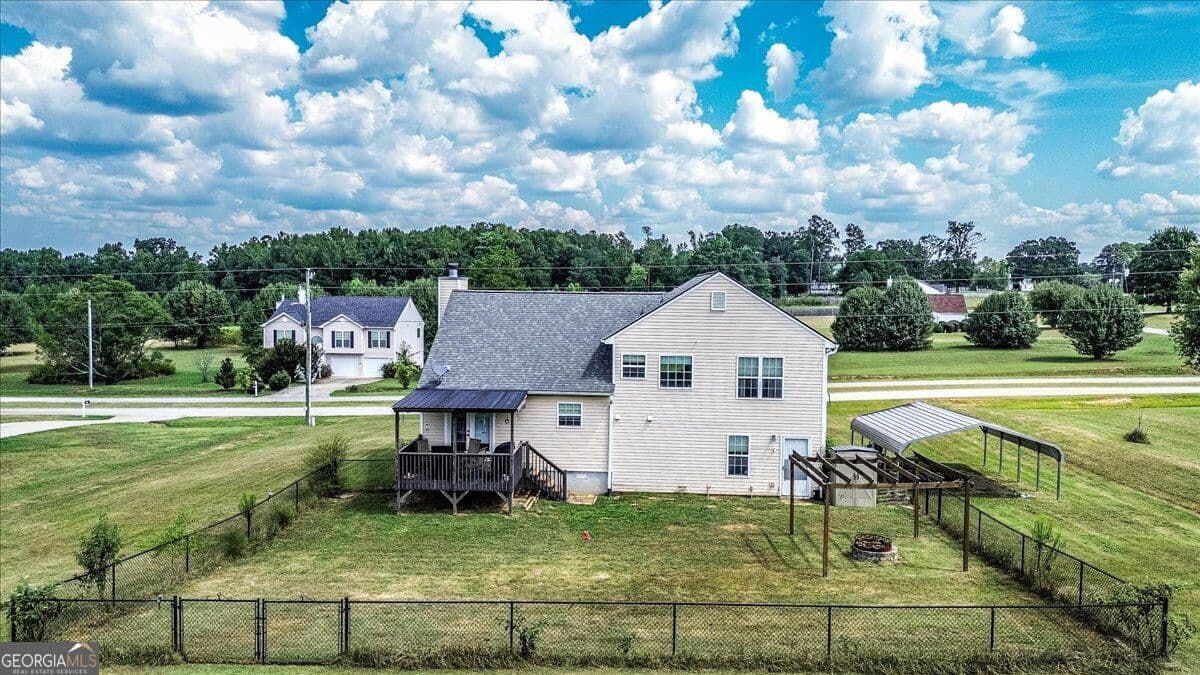 4 bedroom, 3 bathroom, 1,396 sq ft single family residence for sale at 137 Stonebrooke Drive, Colbert, GA 30628 — photo 4