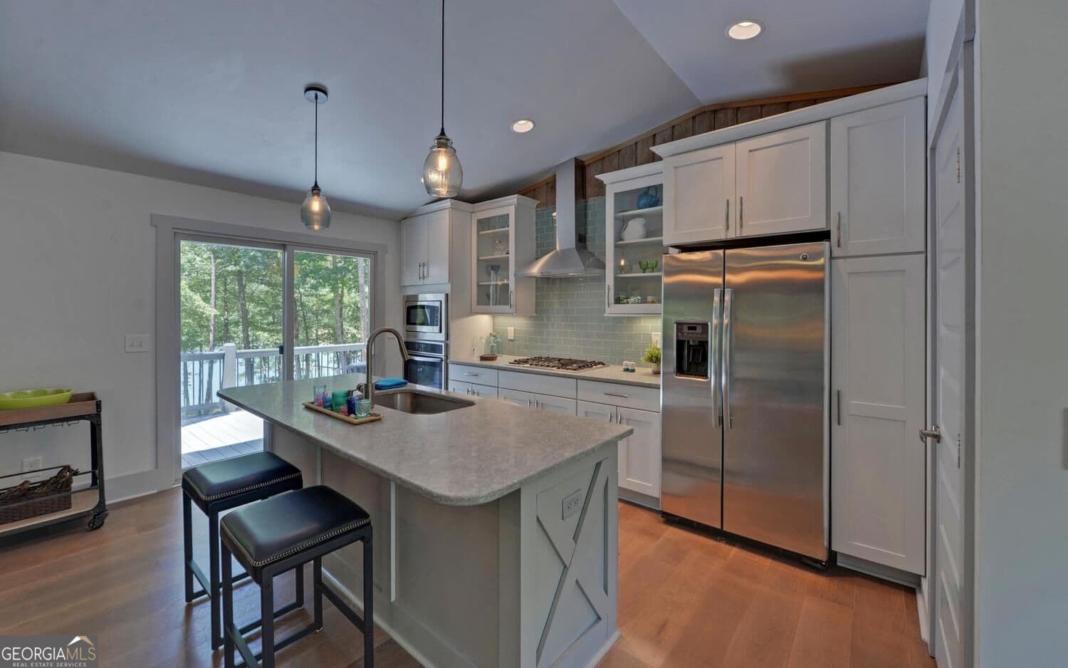 4 bedroom, 3 bathroom, 2,569 sq ft single family residence under contract at 47 Landing Court, Hartwell, GA 30643 — photo 9
