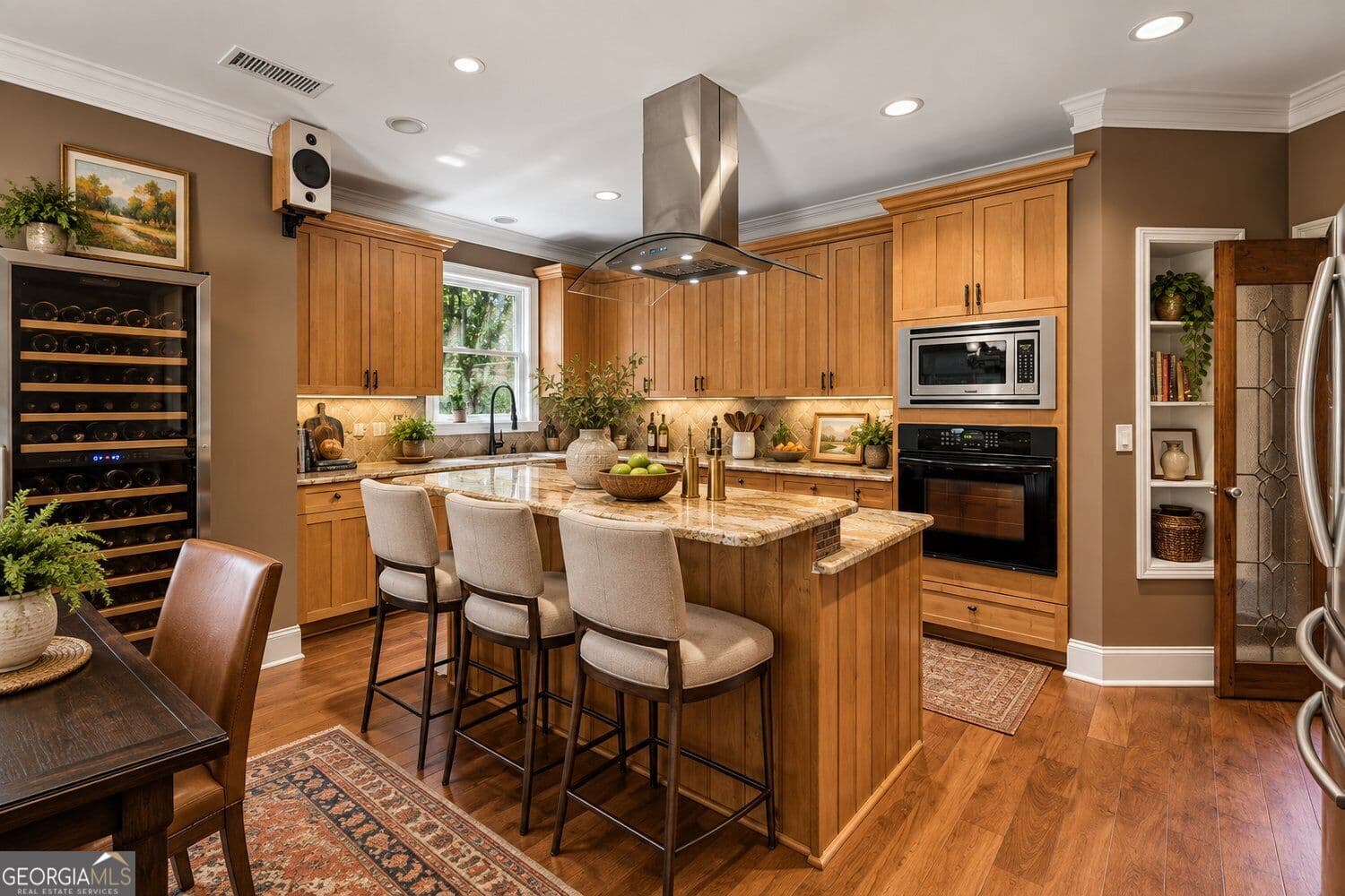 4 bedroom, 2.5 bathroom, 3,065 sq ft single family residence for sale at 715 Clubside Drive, Roswell, GA 30076 — photo 5